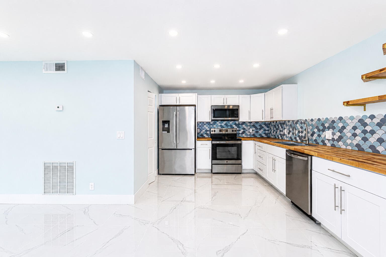 303 Knotty Pine Circle A-1, Greenacres, FL 33463 — photo 4 of 33
