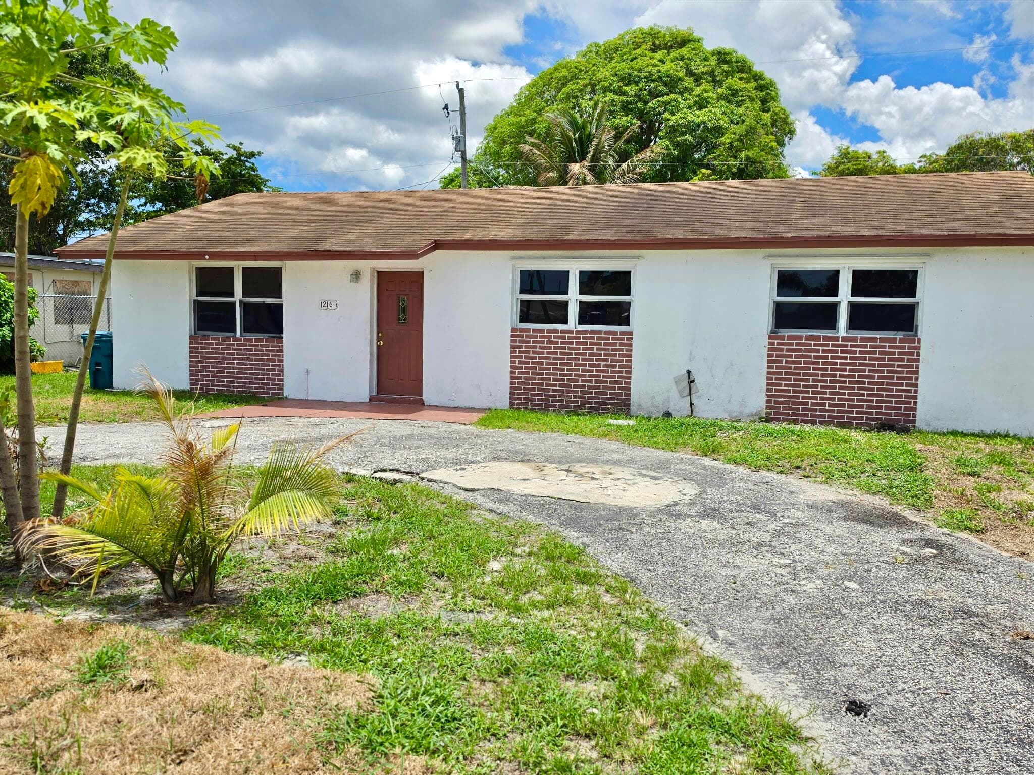 1216 Giller Avenue, Mangonia Park, FL 33407 — photo