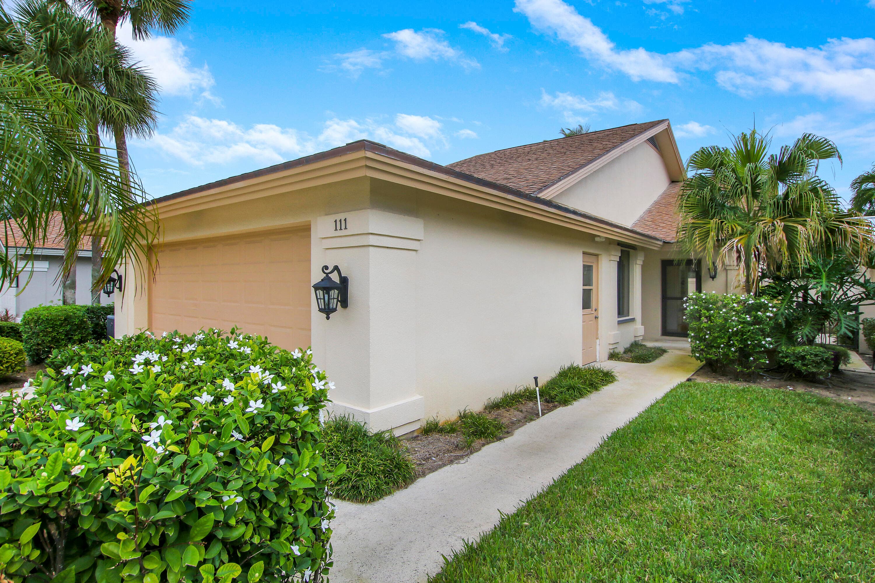 111 Seashore Drive, Jupiter, FL 33477 — photo 2 of 52