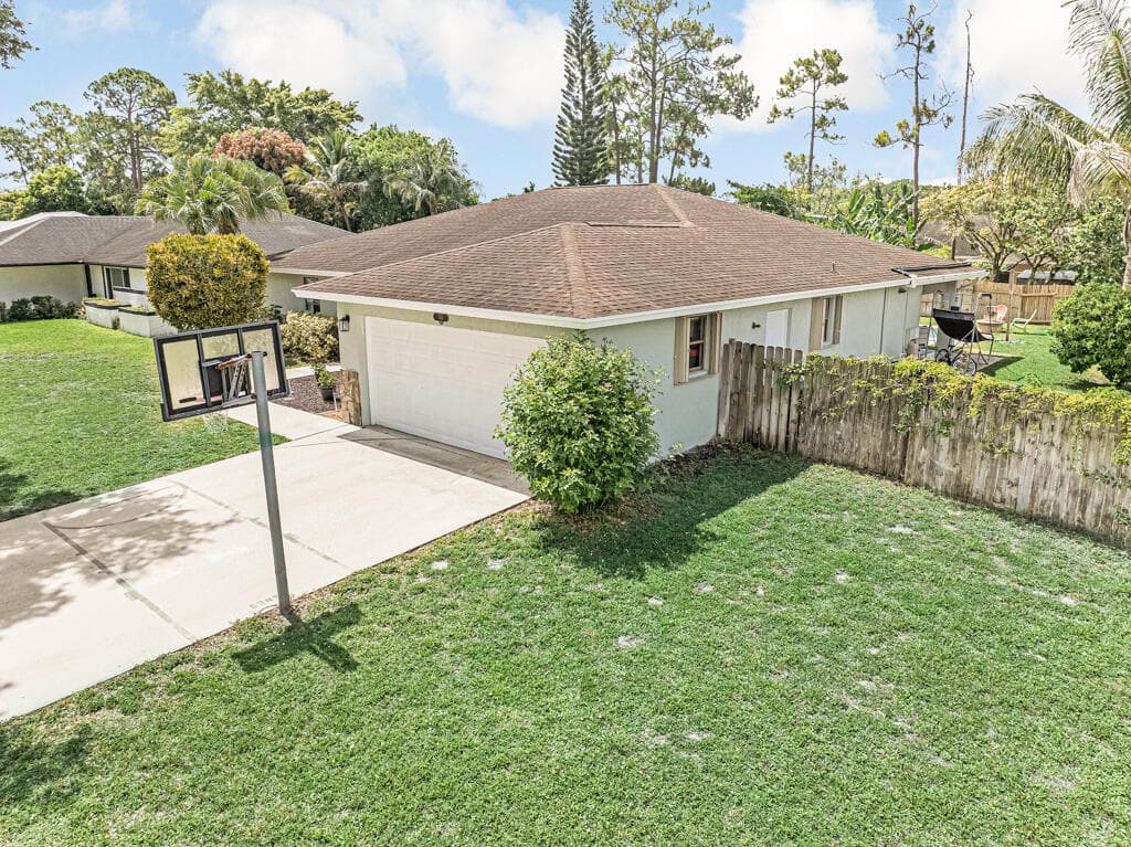 100 Greenwood Court, Royal Palm Beach, FL 33411 — photo 52 of 55
