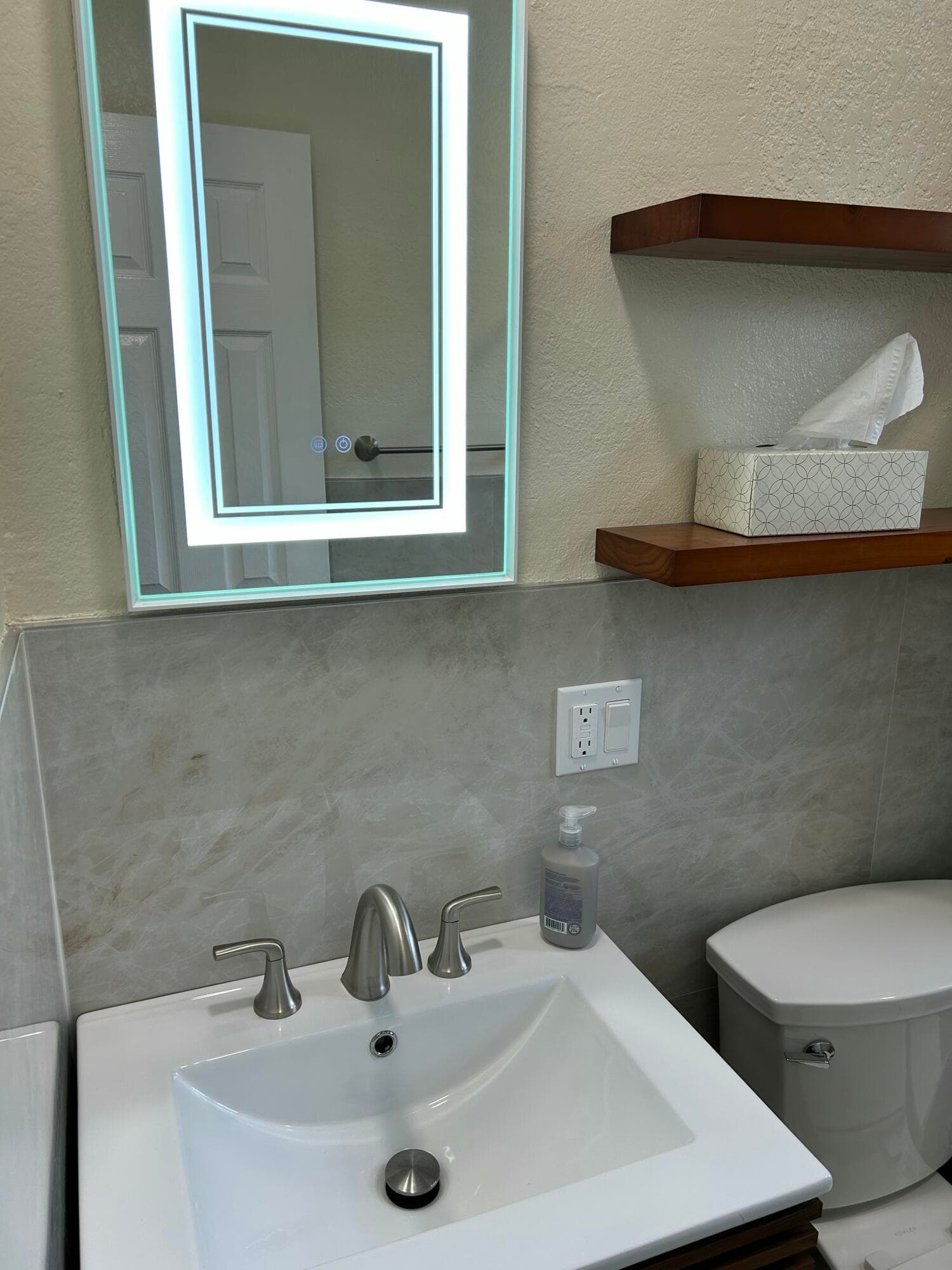 61 NW 47th Street, Oakland Park, FL 33309 — photo 10 of 16