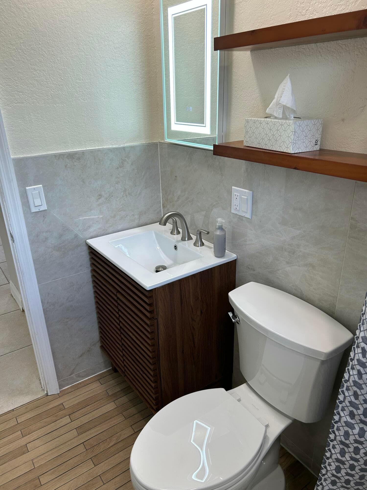61 NW 47th Street, Oakland Park, FL 33309 — photo 11 of 16