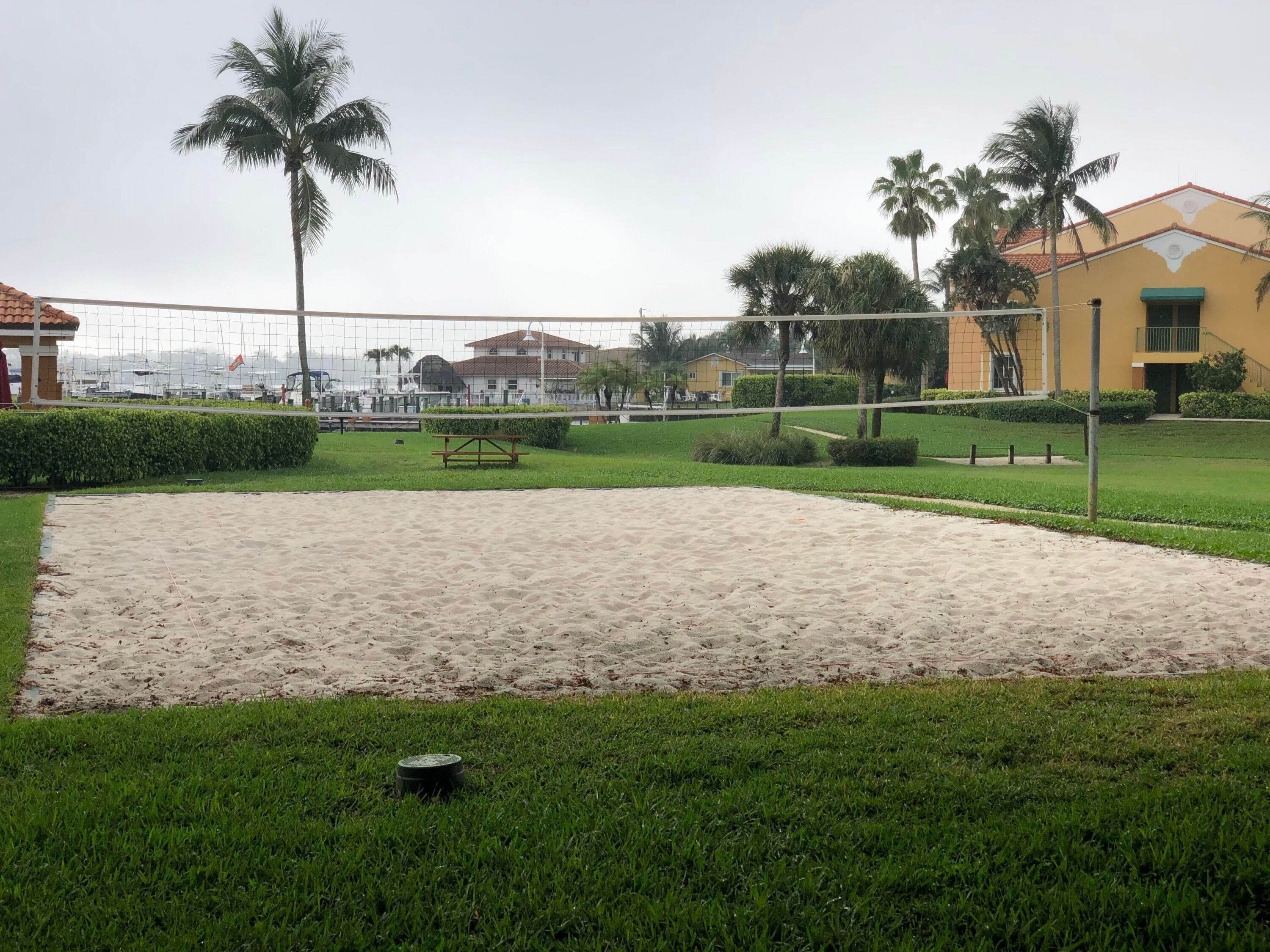167 Yacht Club Way 204, Hypoluxo, FL 33462 — photo 16 of 19