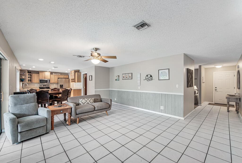 100 Greenwood Court, Royal Palm Beach, FL 33411 — photo 17 of 55