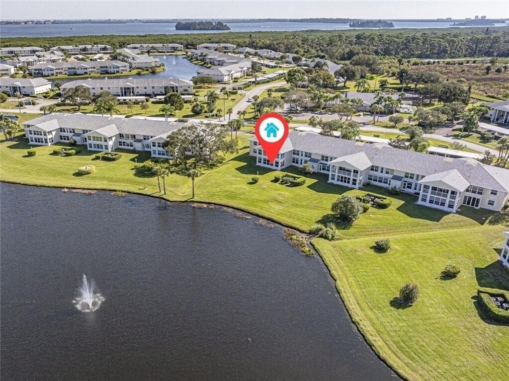 464 Grove Isle Circle 464, Vero Beach, FL 32962 — photo 2 of 37