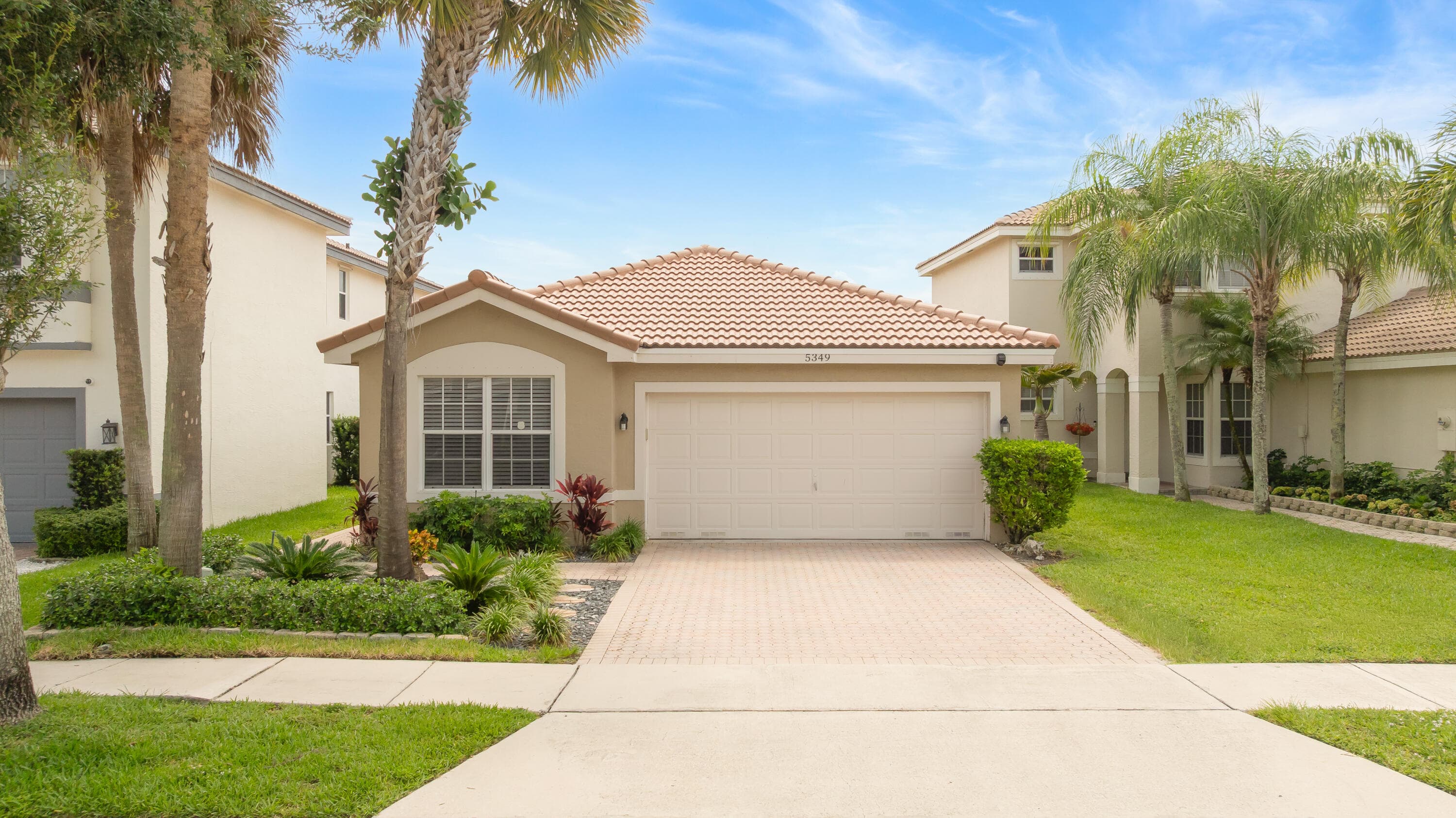 5349 NW 117th Avenue, Coral Springs, FL 33076 — photo 1 of 57