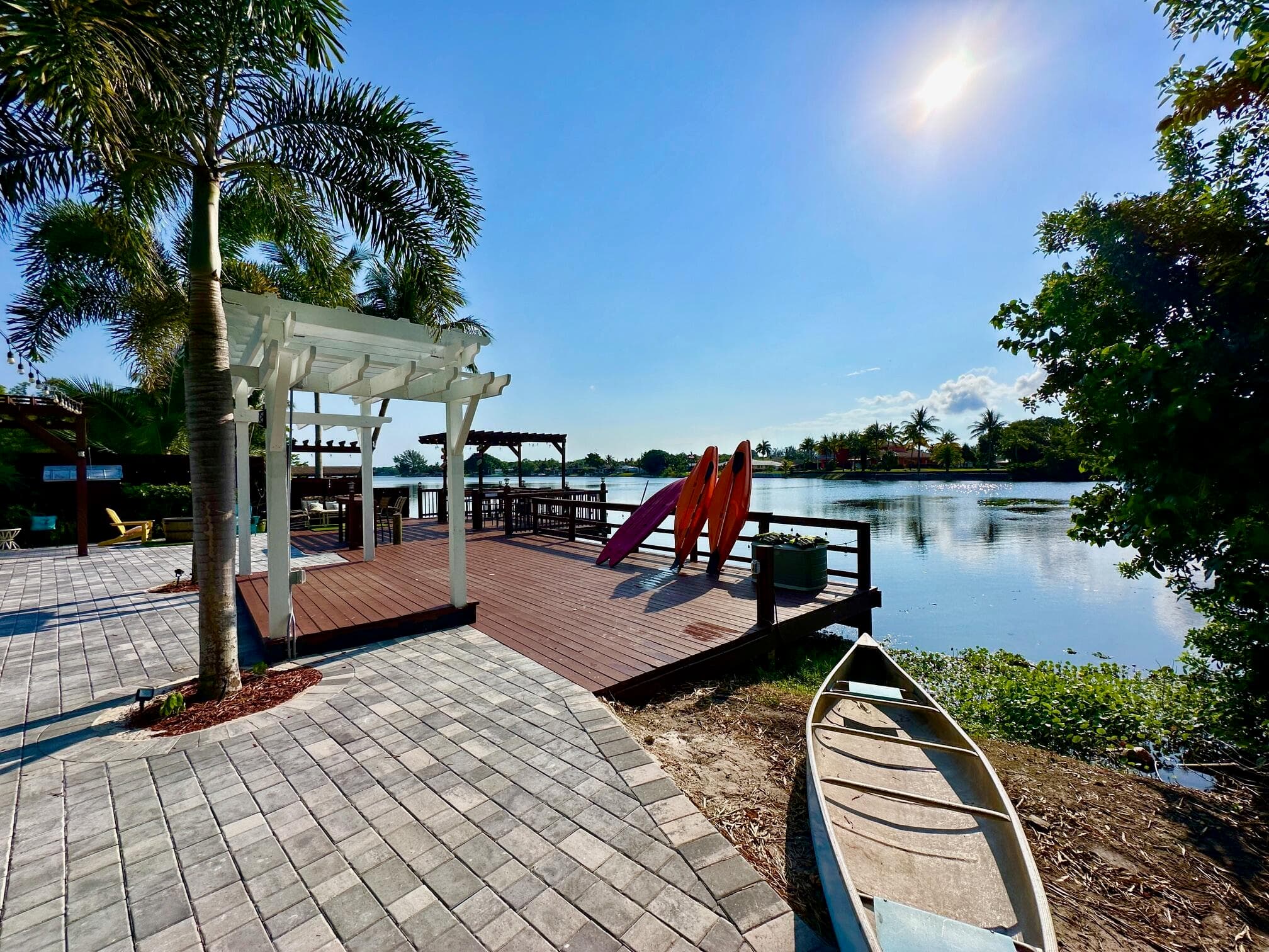 6850 Eastview Drive, Lake Worth, FL 33462 — photo 7 of 44