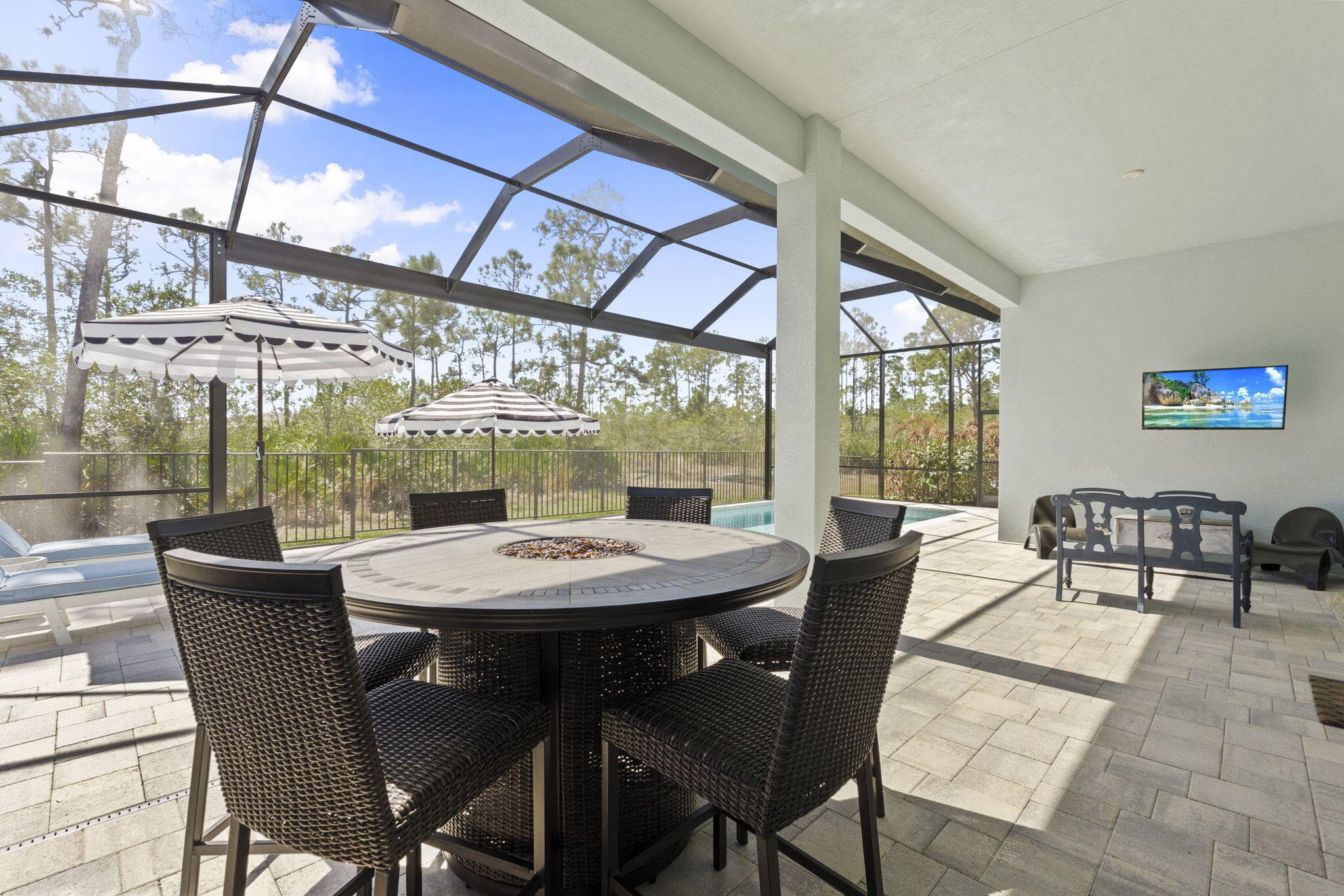 2077 SE Mosaic Boulevard, Port St. Lucie, FL 34984 — photo 4 of 37