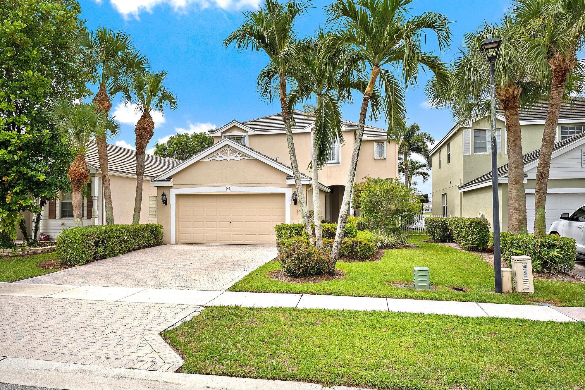 144 Berenger Walk, Royal Palm Beach, FL 33414 — photo