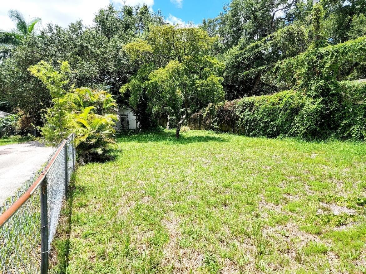 4124 N 32nd Court, Hollywood, FL 33021 — photo 11 of 24
