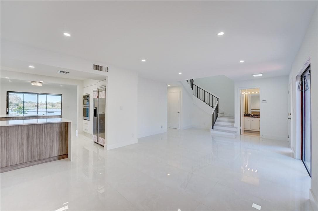 103 St Andrews Road, Hollywood, FL 33021 — photo 15 of 40