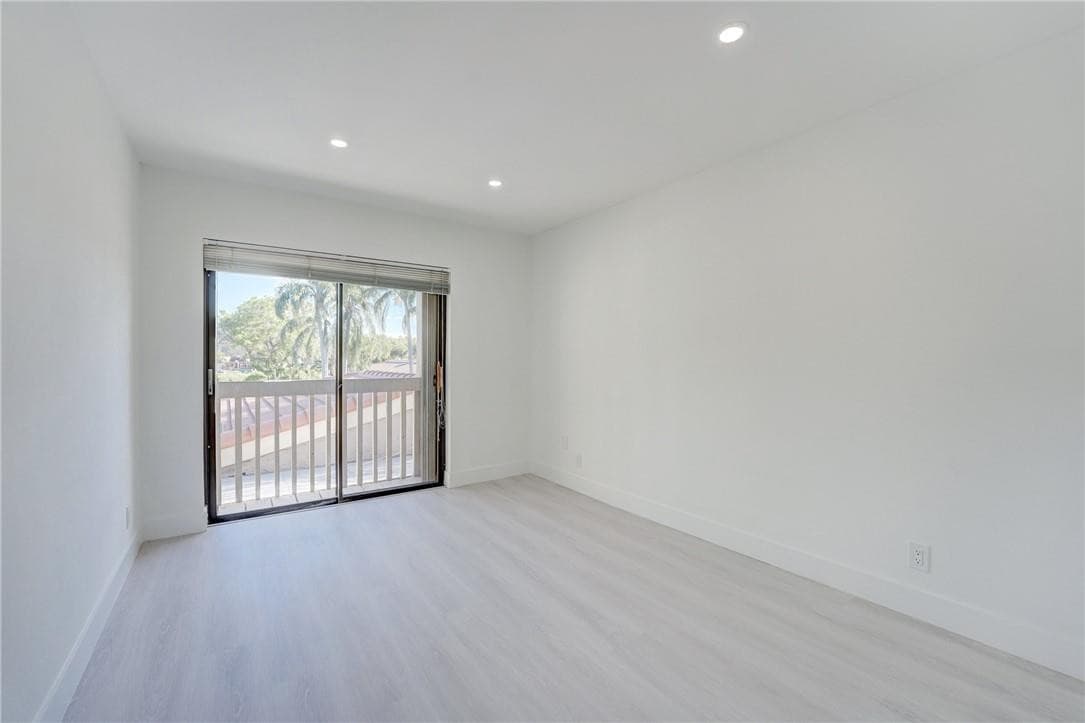 103 St Andrews Road, Hollywood, FL 33021 — photo 37 of 40