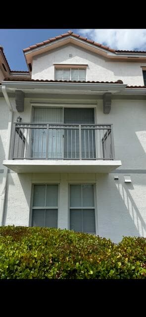 2036 Alta Meadows Lane 1403, Delray Beach, FL 33444 — photo 1 of 20