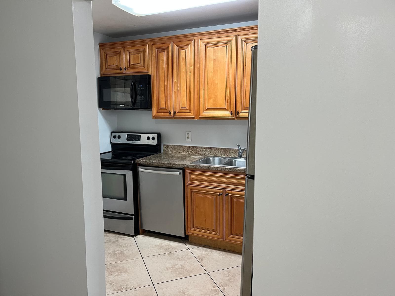 201 NW 177th Street B-206, Miami Gardens, FL 33169 — photo 5 of 18