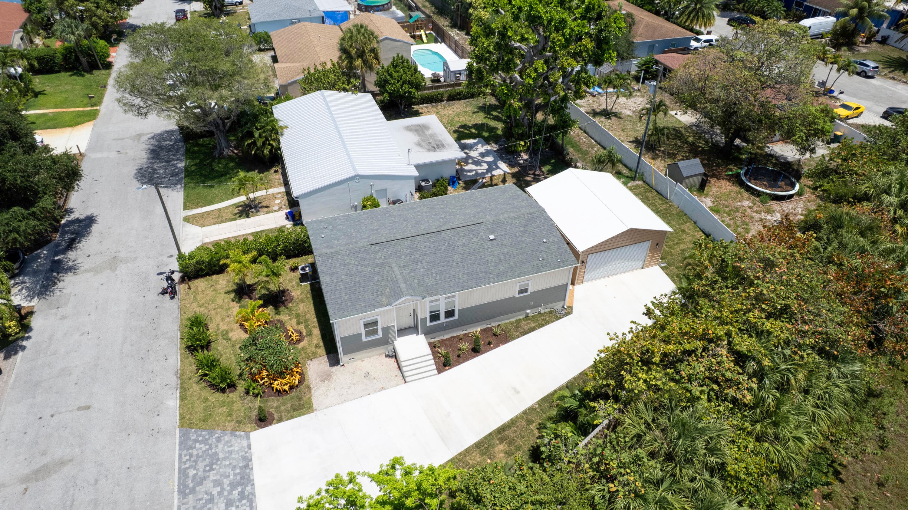 1757 N 12th Ct Court N, Lake Worth Beach, FL 33460 — photo 3 of 16