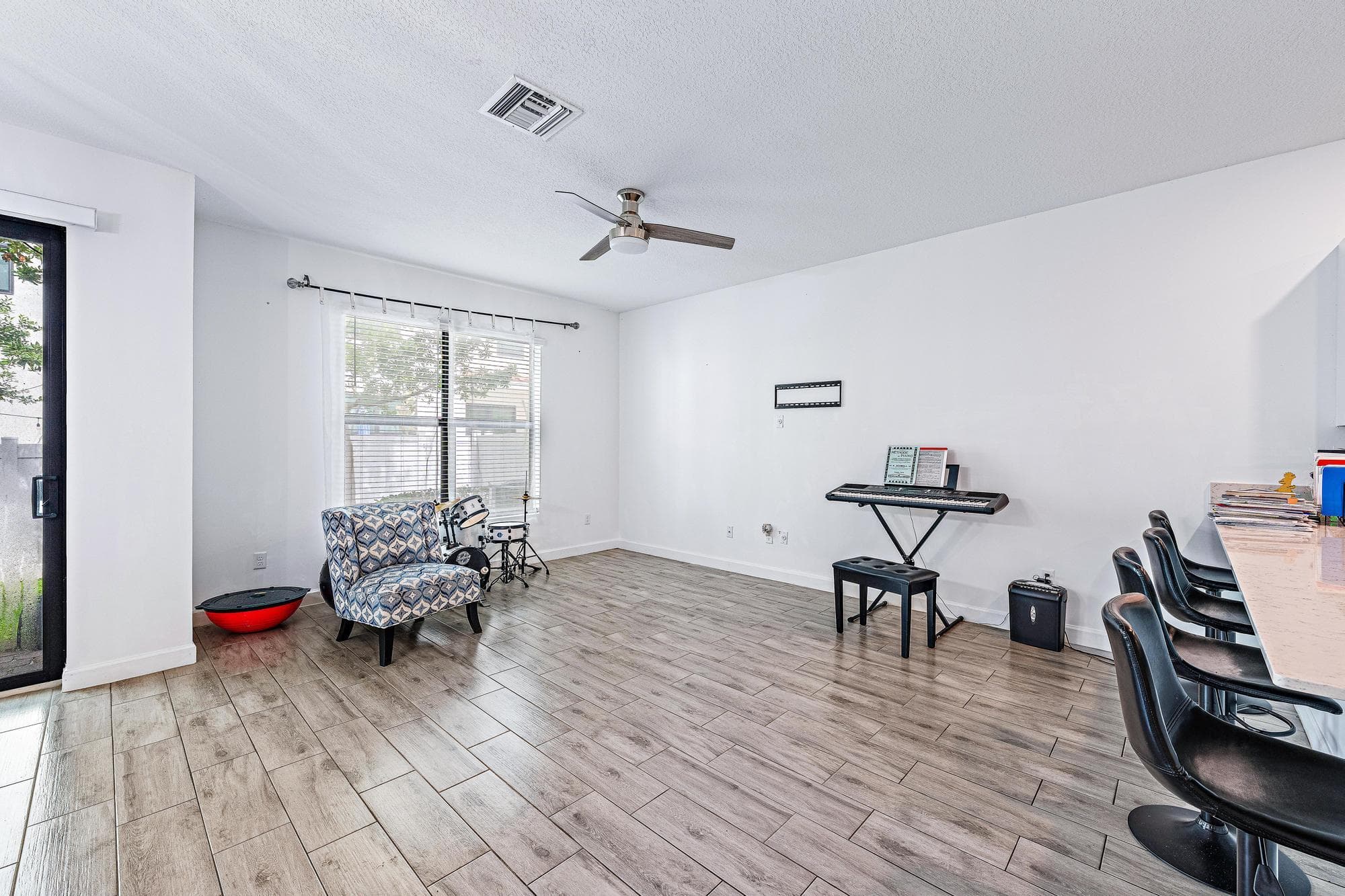 4407 Hemlock Drive, Riviera Beach, FL 33410 — photo 7 of 24