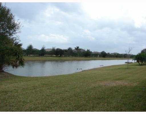 552 SW Calamondin Way Way SW, Vero Beach, FL 32968 — photo 30 of 34