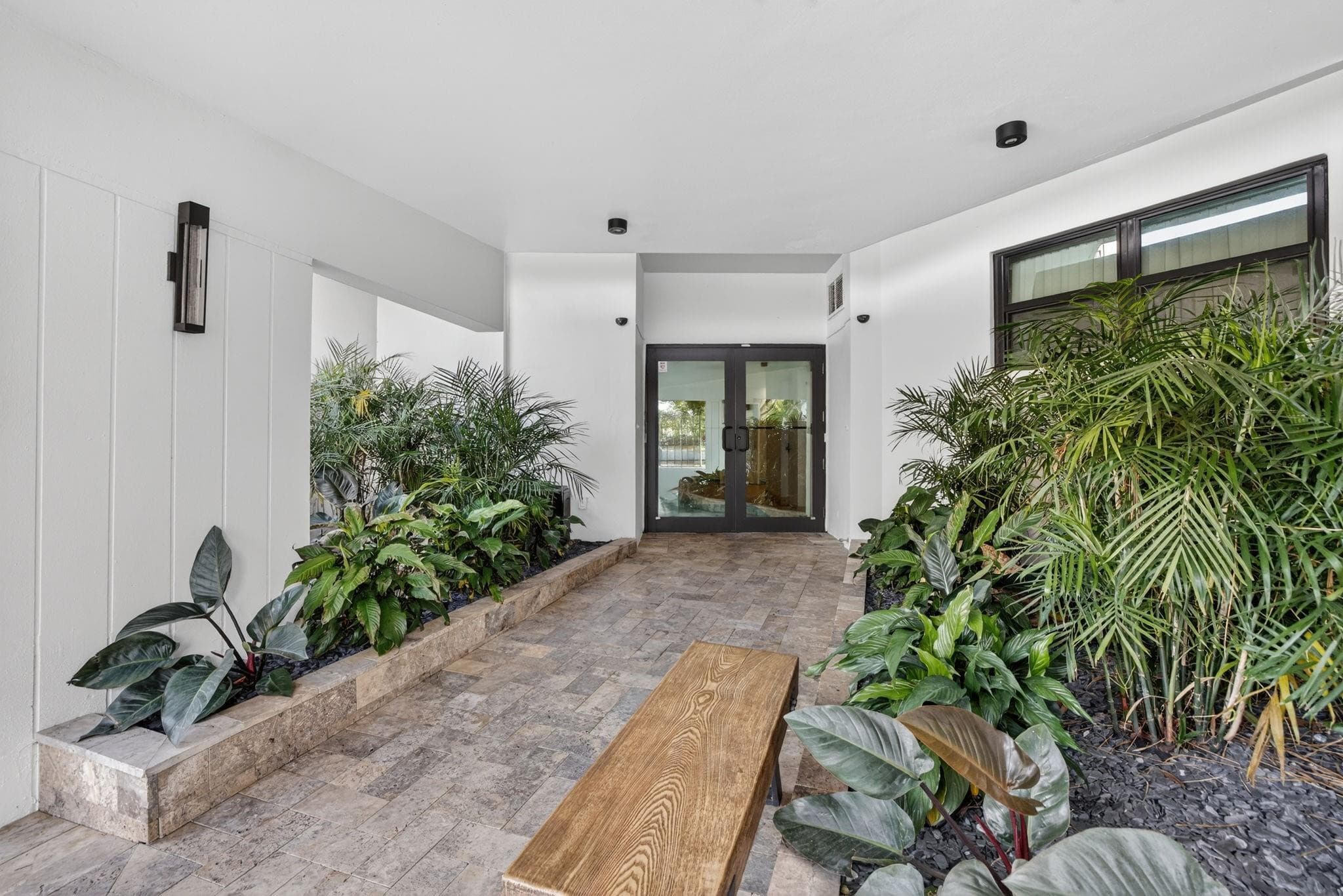 1000 River Reach Drive 406, Fort Lauderdale, FL 33315 — photo 3 of 50