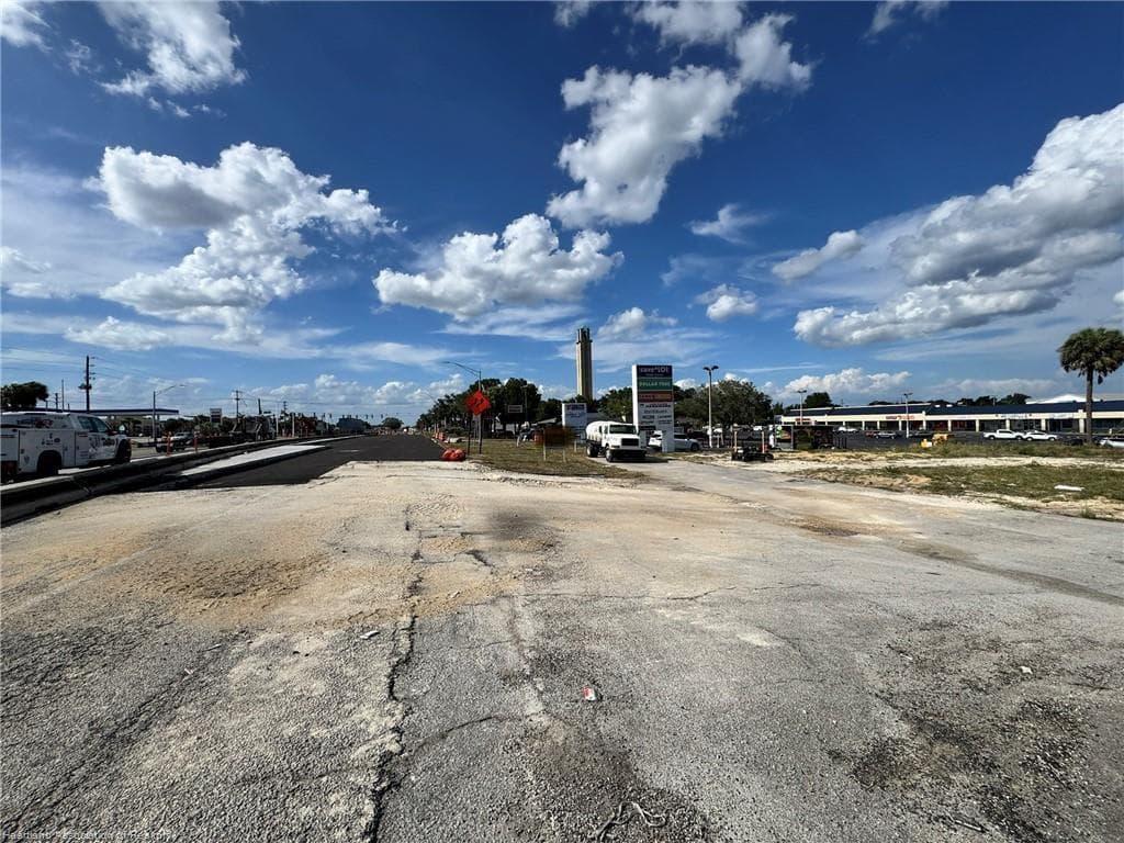 123 U.s. 27, Lake Placid, FL 33852 — photo 10 of 16