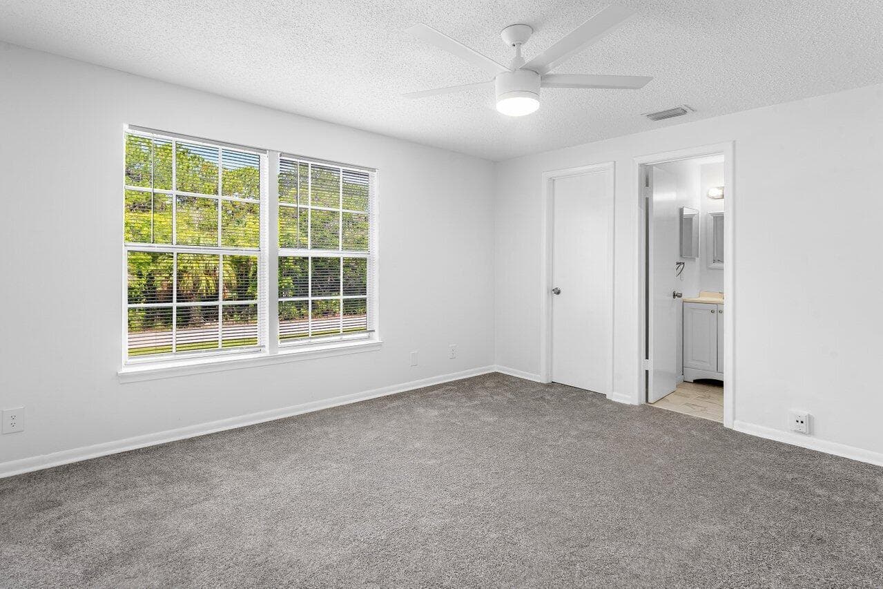 304 Georgian Park Drive, Jupiter, FL 33458 — photo 27 of 33
