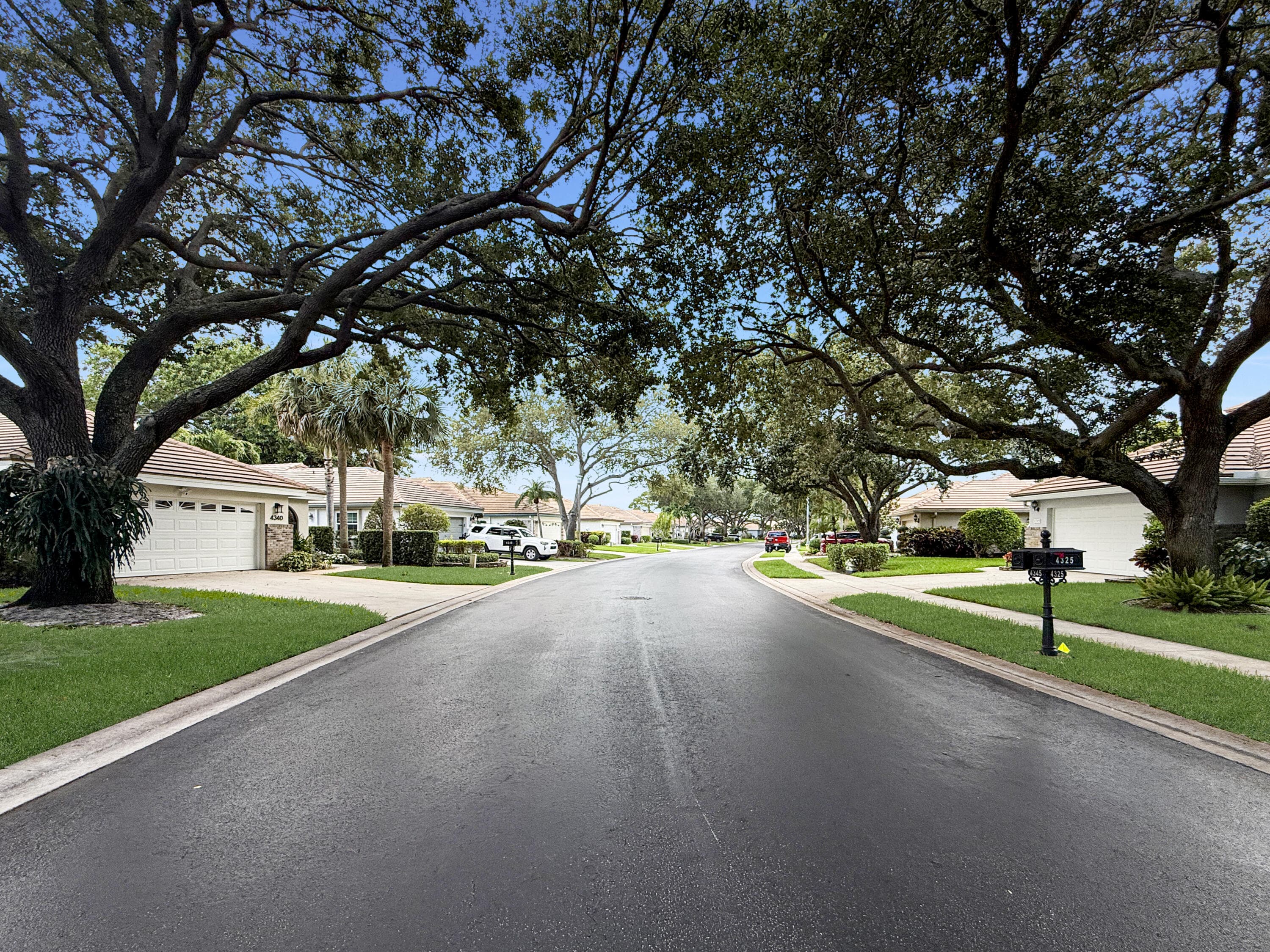 240 Sherwood Forest Drive, Delray Beach, FL 33445 — photo 31 of 42