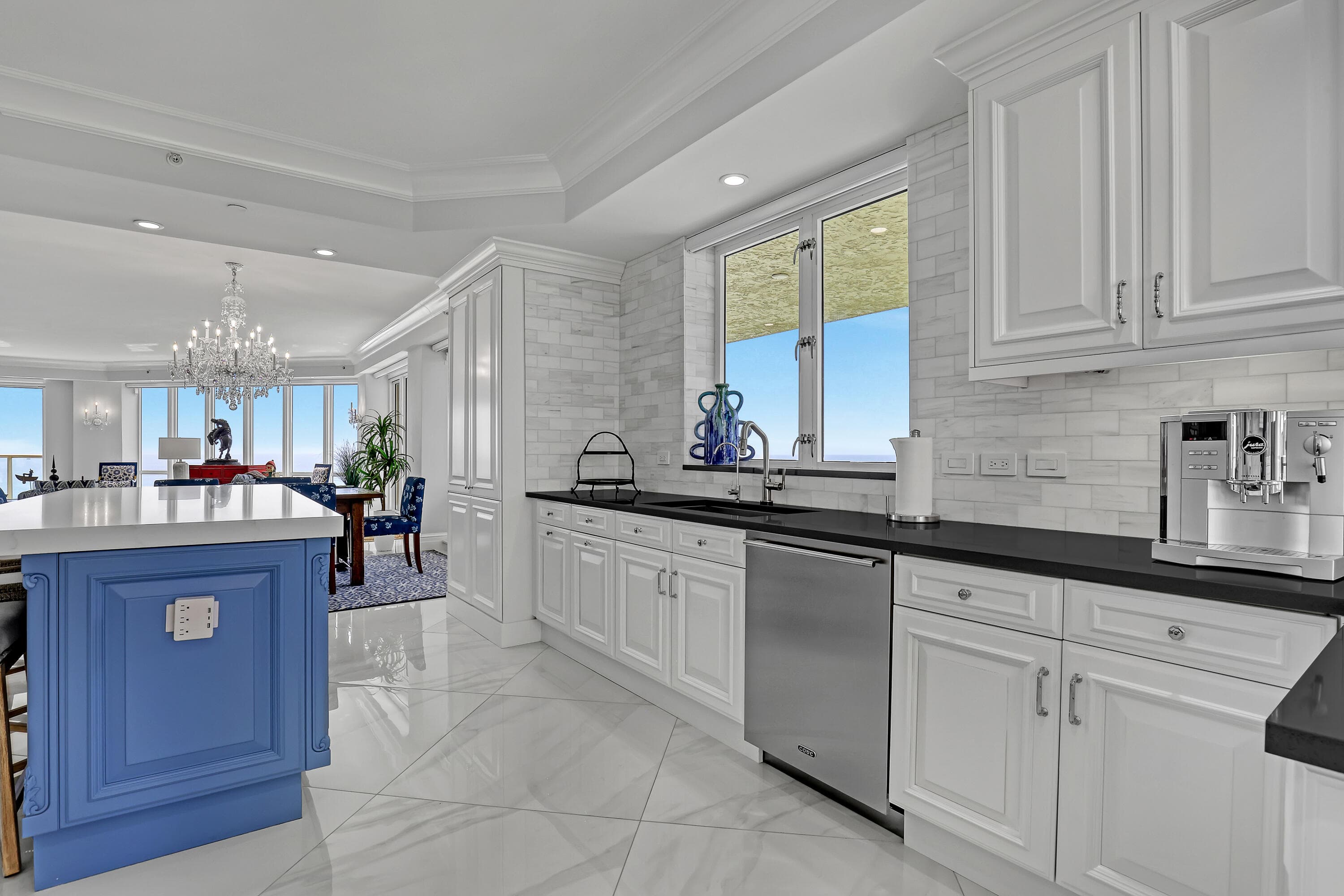 3920 N Ocean Drive 9b, Singer Island, FL 33404 — photo 12 of 86