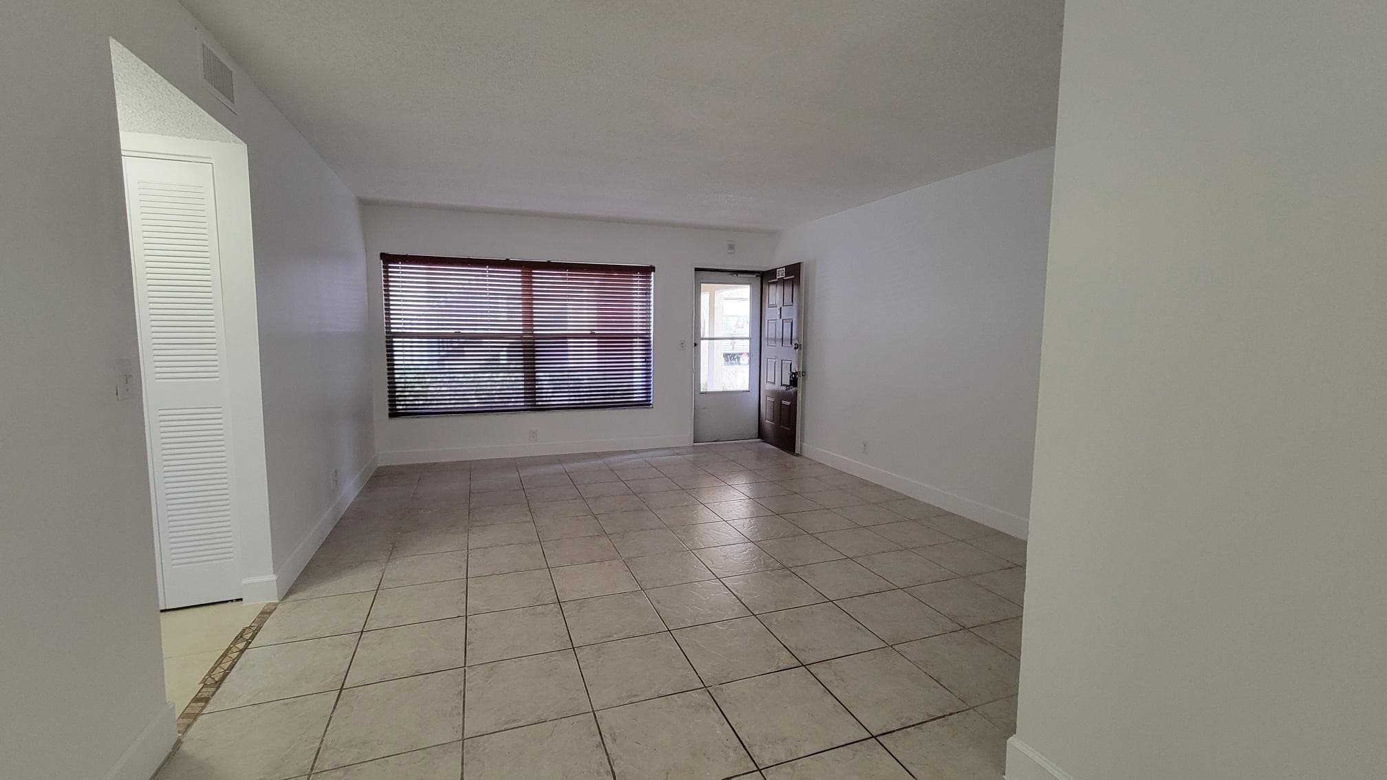 3712 N University Drive I-7, Coral Springs, FL 33065 — photo 5 of 16