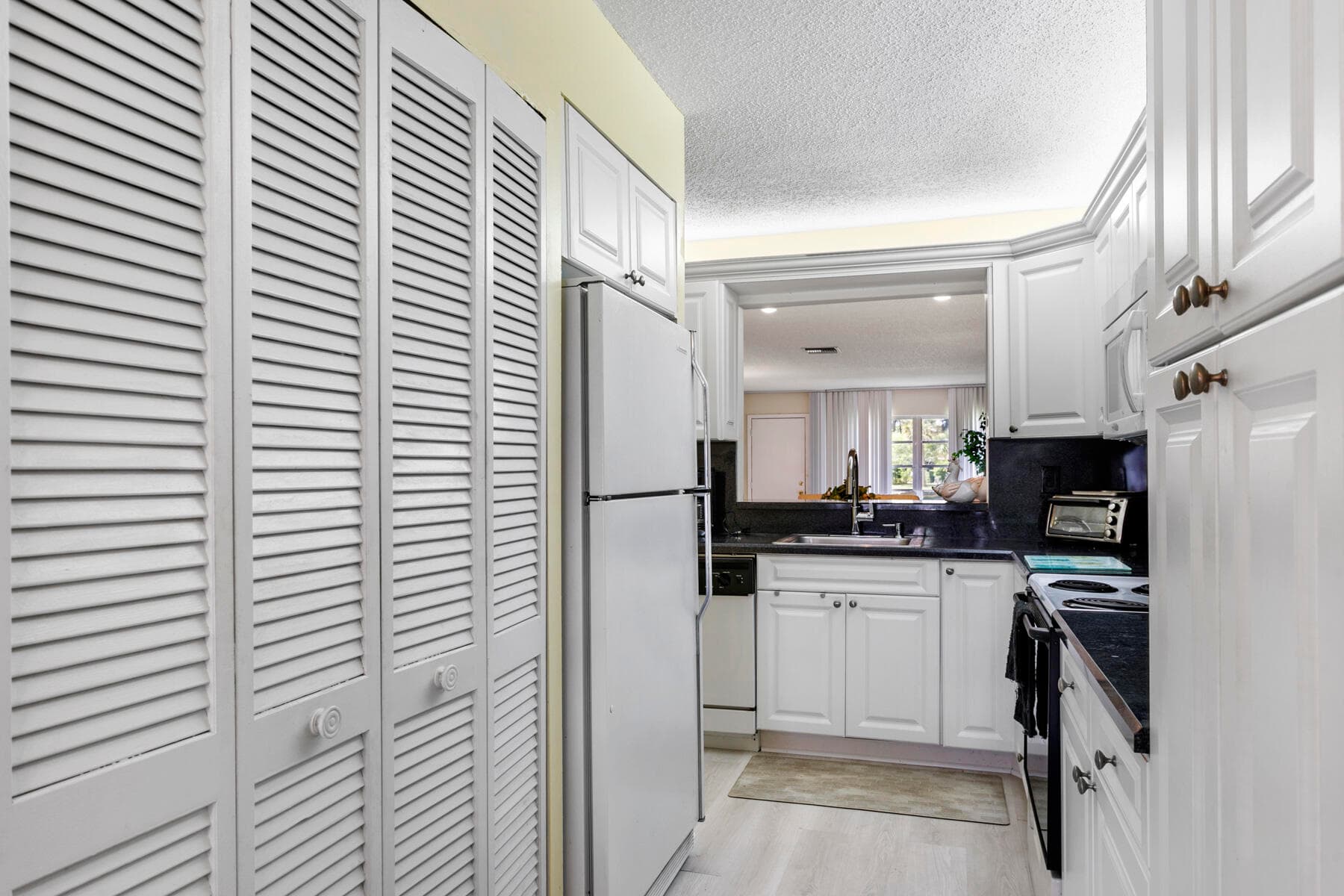5728 Phoenix Palm Court, Delray Beach, FL 33484 — photo 14 of 43