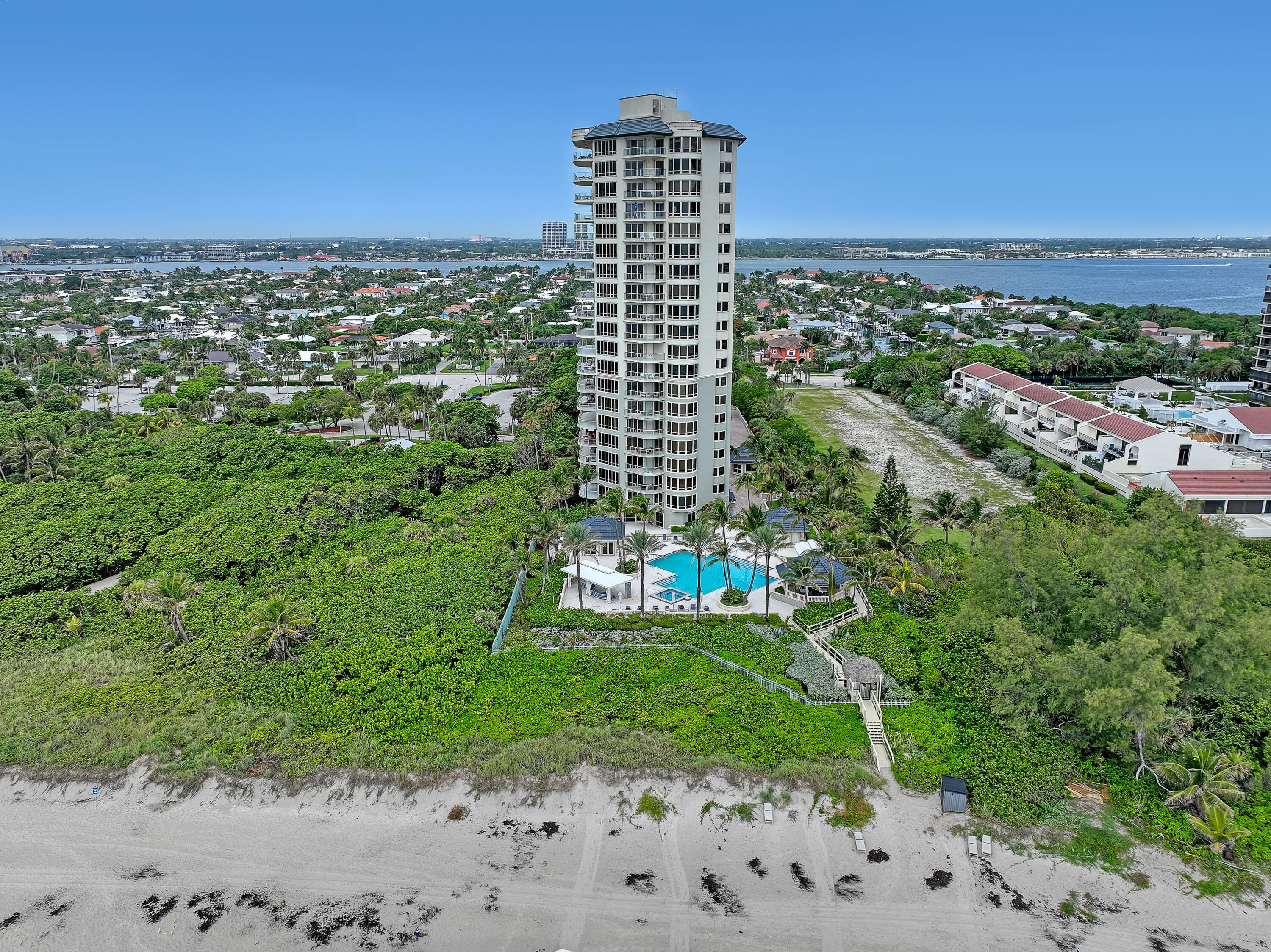 3920 N Ocean Drive 9b, Singer Island, FL 33404 — photo 75 of 86