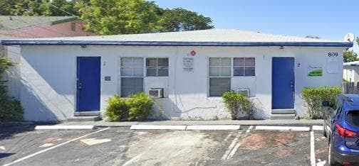 809 20th Street 2, West Palm Beach, FL 33407 — photo 1 of 2
