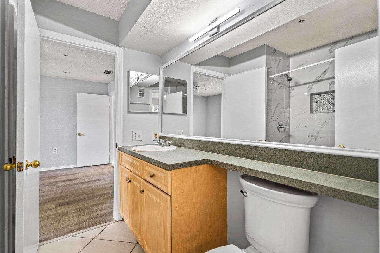 2305 N Congress Avenue 18, Boynton Beach, FL 33426 — photo 12 of 26