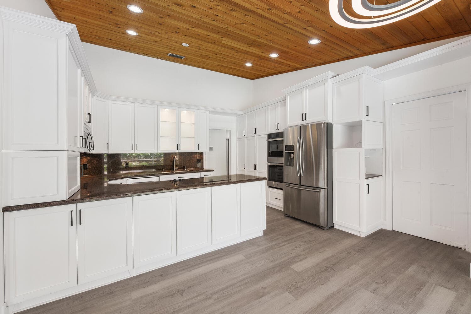 3185 St James Drive, Boca Raton, FL 33434 — photo 11 of 41