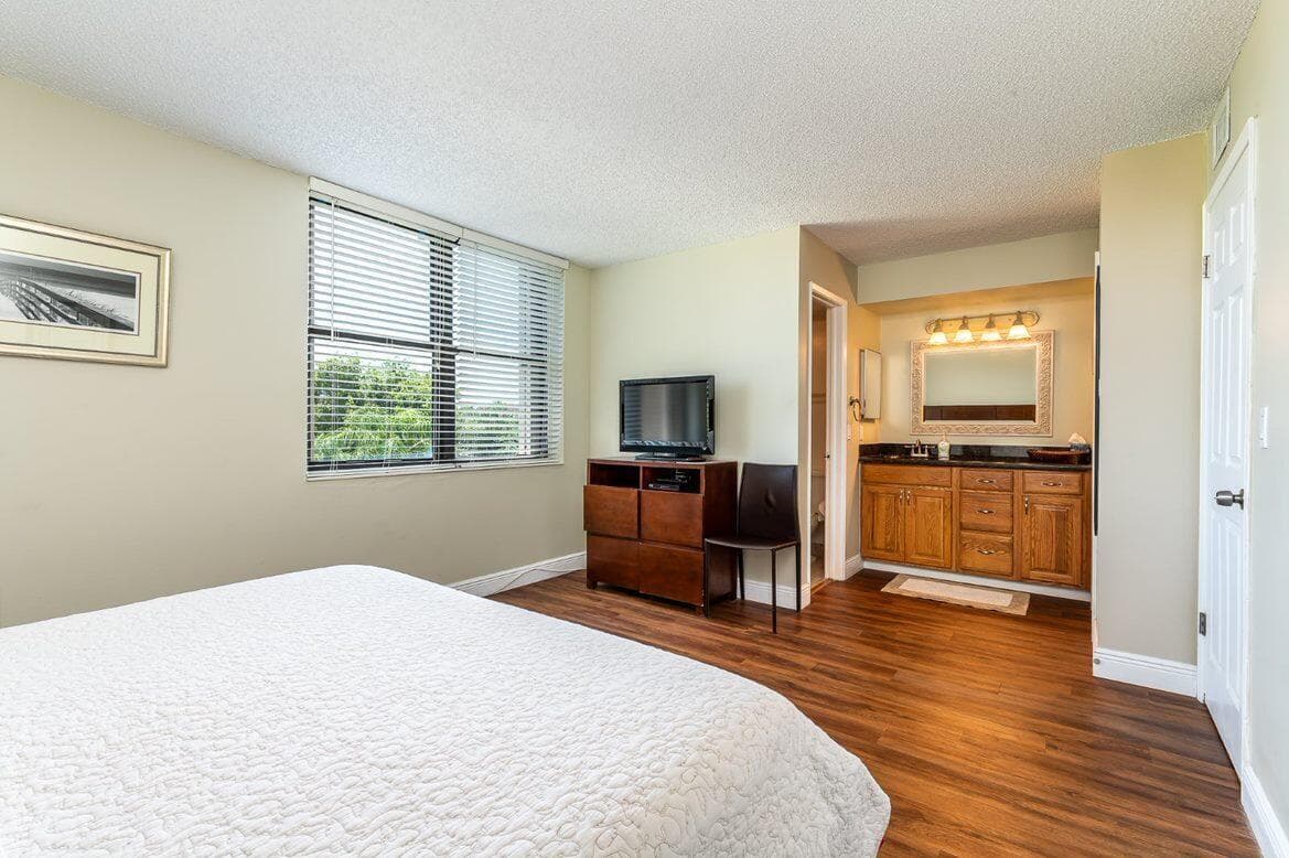 2255 Lindell Boulevard 4404, Delray Beach, FL 33444 — photo 12 of 28