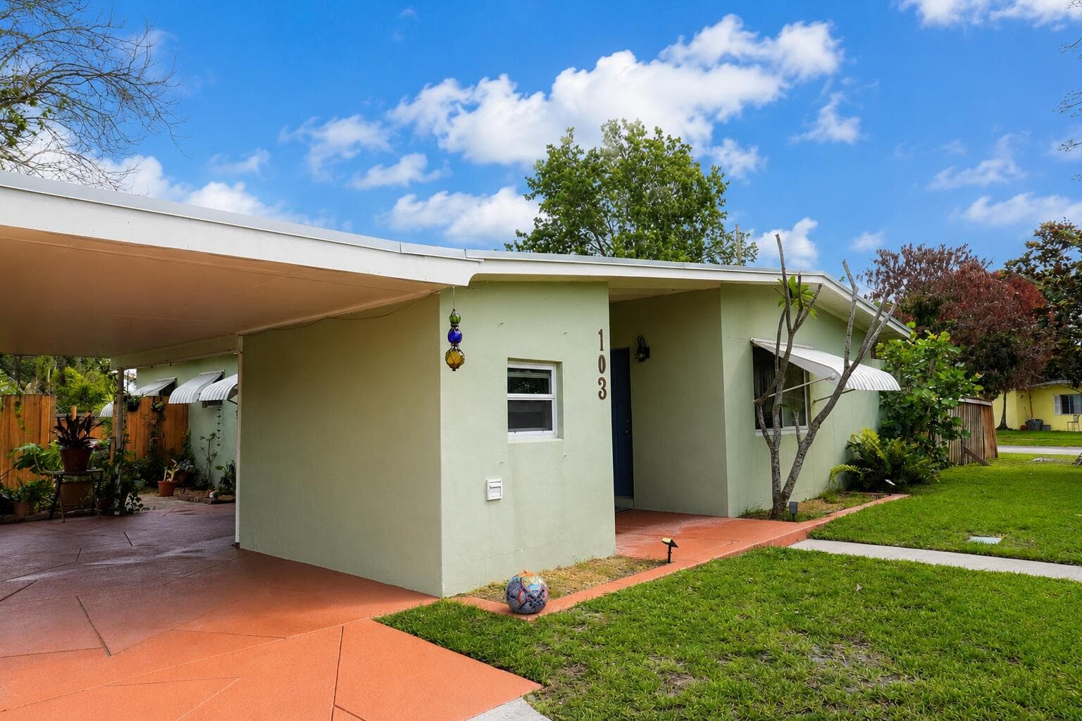 103 SE Bonita Court, Port St. Lucie, FL 34983 — photo 1 of 20
