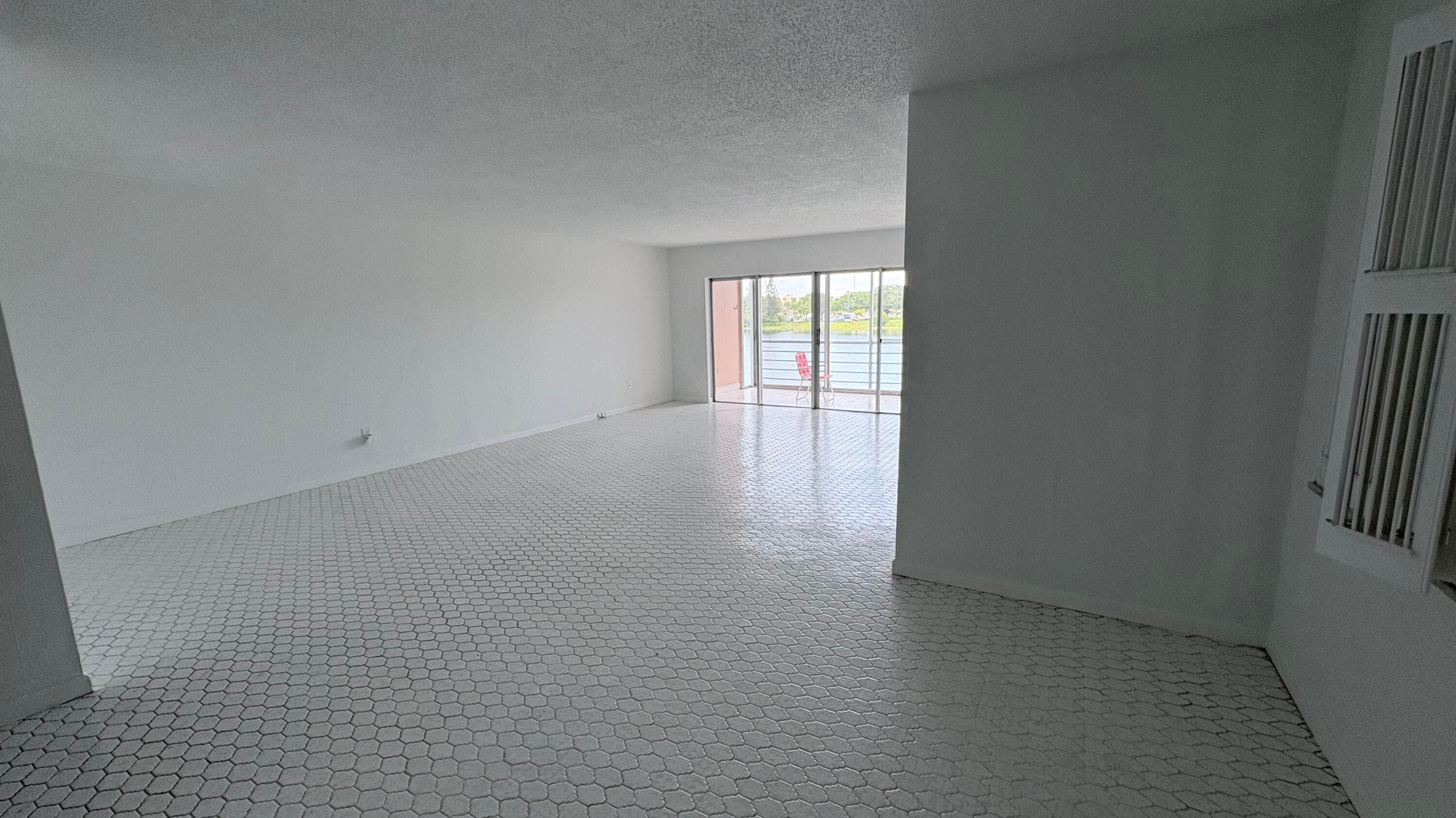 879 NE 195th Street 227, Miami, FL 33179 — photo 16 of 36