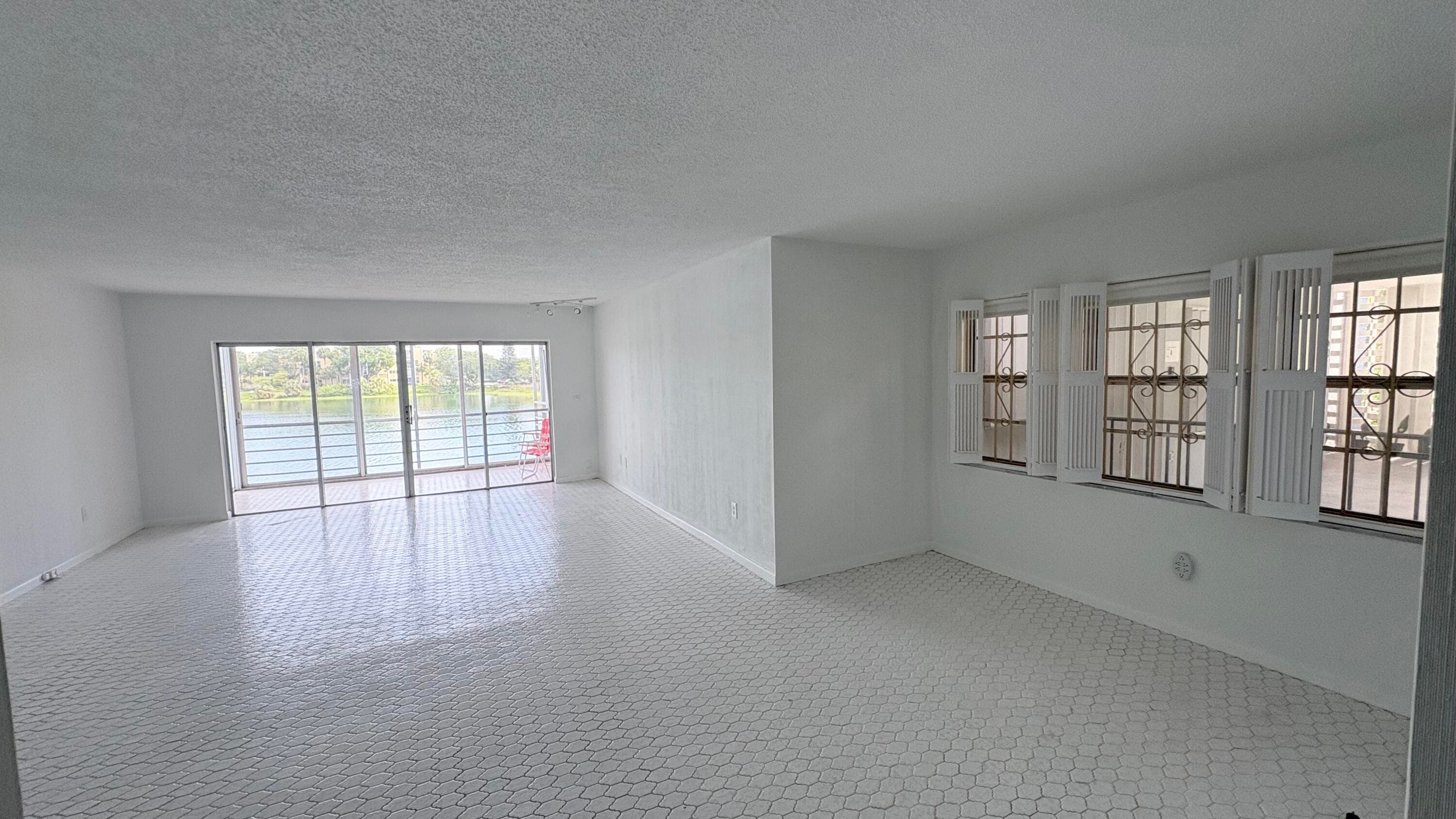 879 NE 195th Street 227, Miami, FL 33179 — photo 18 of 36