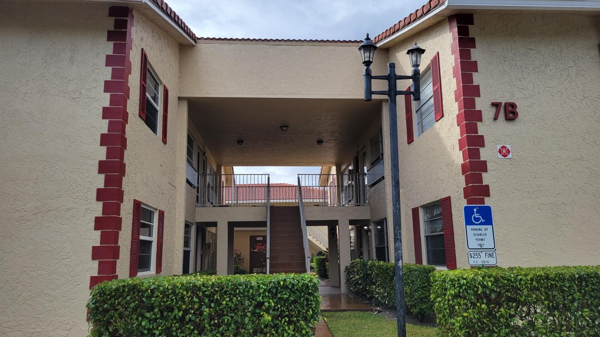 3712 N University Drive I-7, Coral Springs, FL 33065 — photo 1 of 16