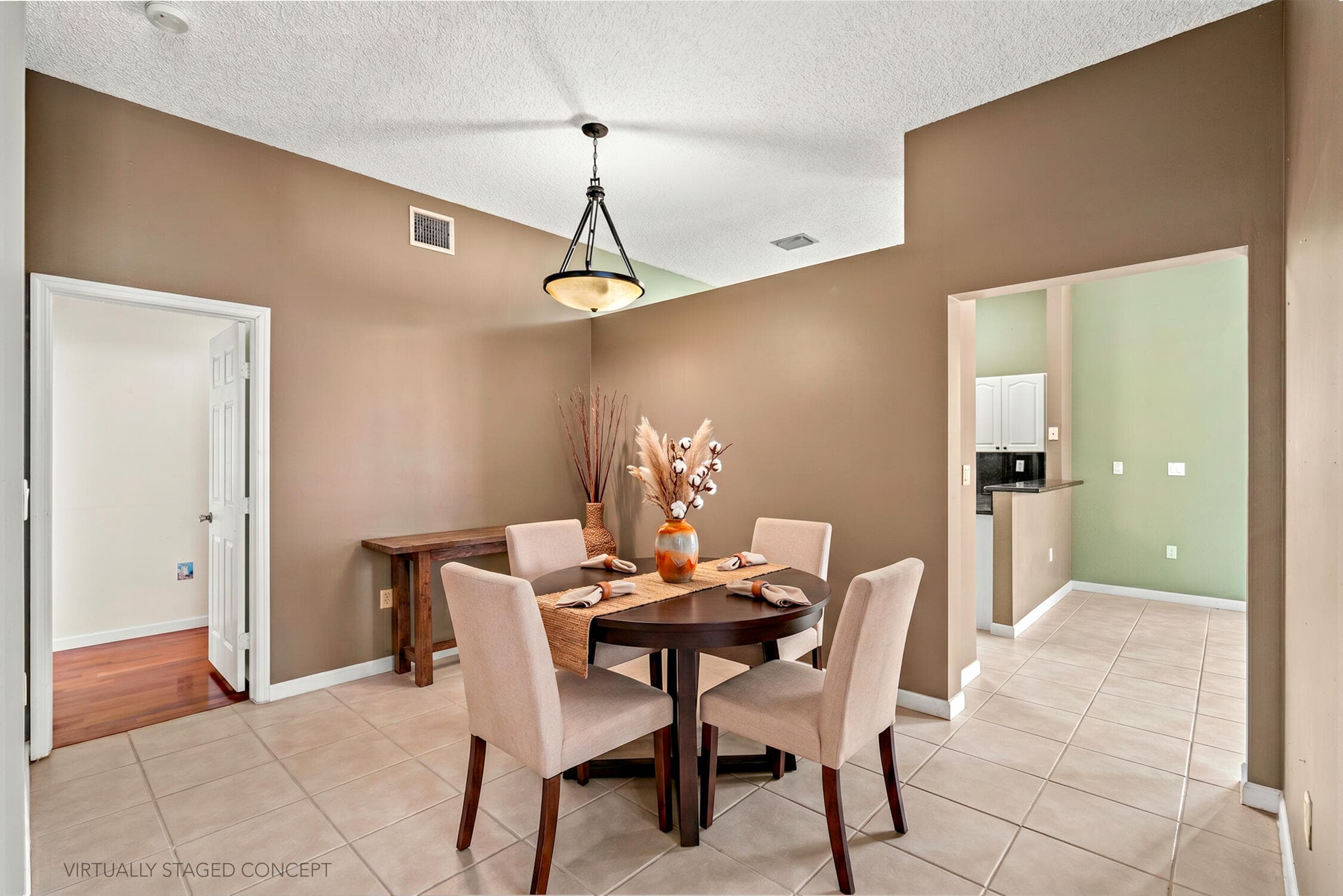 376 E Royal Cove Circle, Davie, FL 33325 — photo 8 of 60