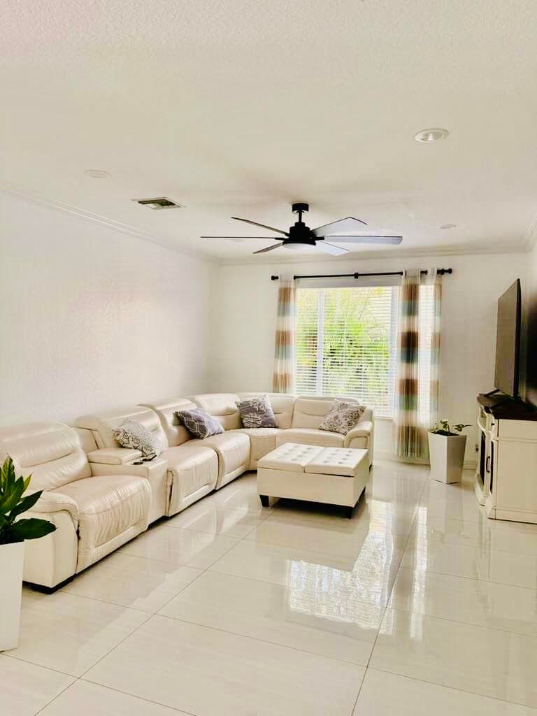 400 SW 15th Drive, Boca Raton, FL 33432 — photo 11 of 40