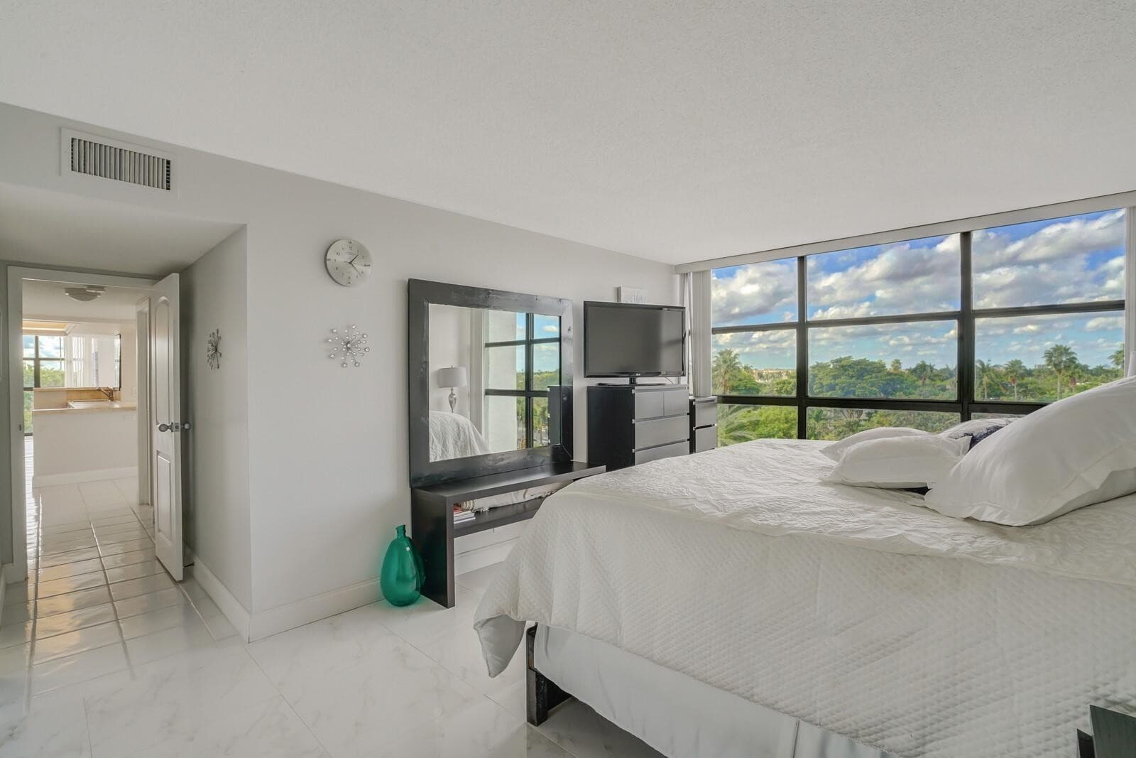 600 Parkview Drive 531, Hallandale Beach, FL 33009 — photo 21 of 41