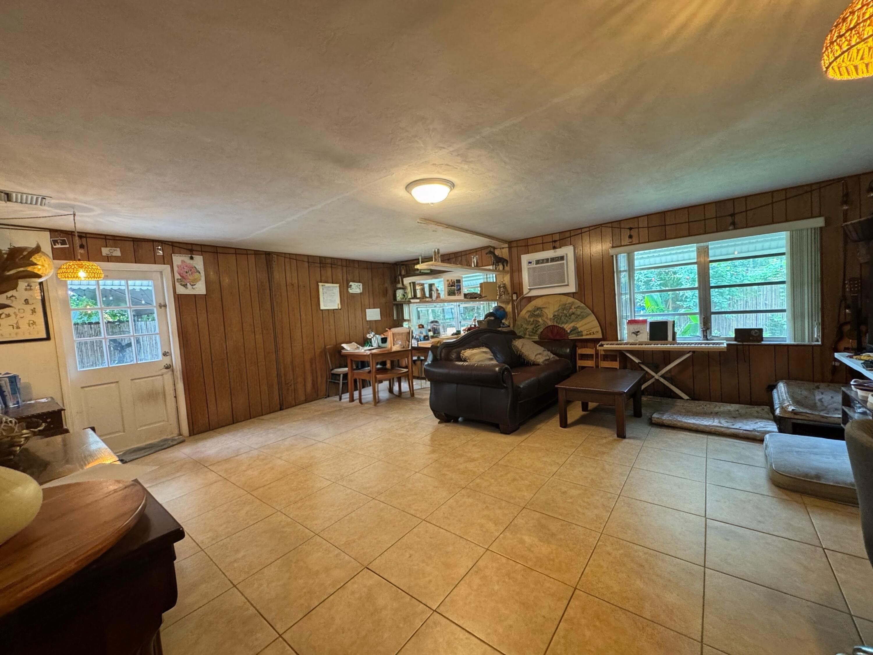 5726 Douglas Street, Hollywood, FL 33021 — photo 5 of 19