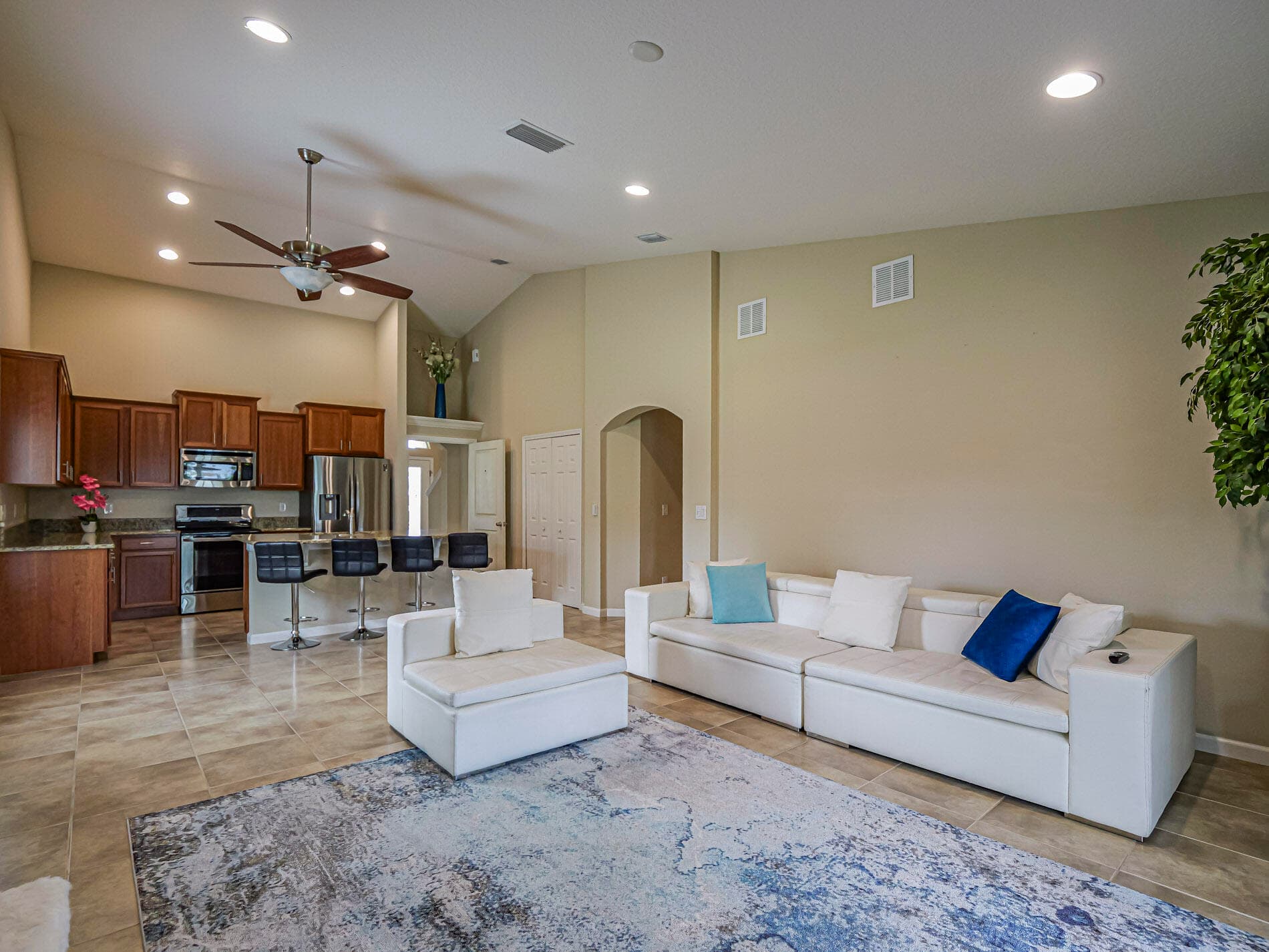 1750 SW Berkshire Cir Circle SW, Vero Beach, FL 32968 — photo 10 of 61