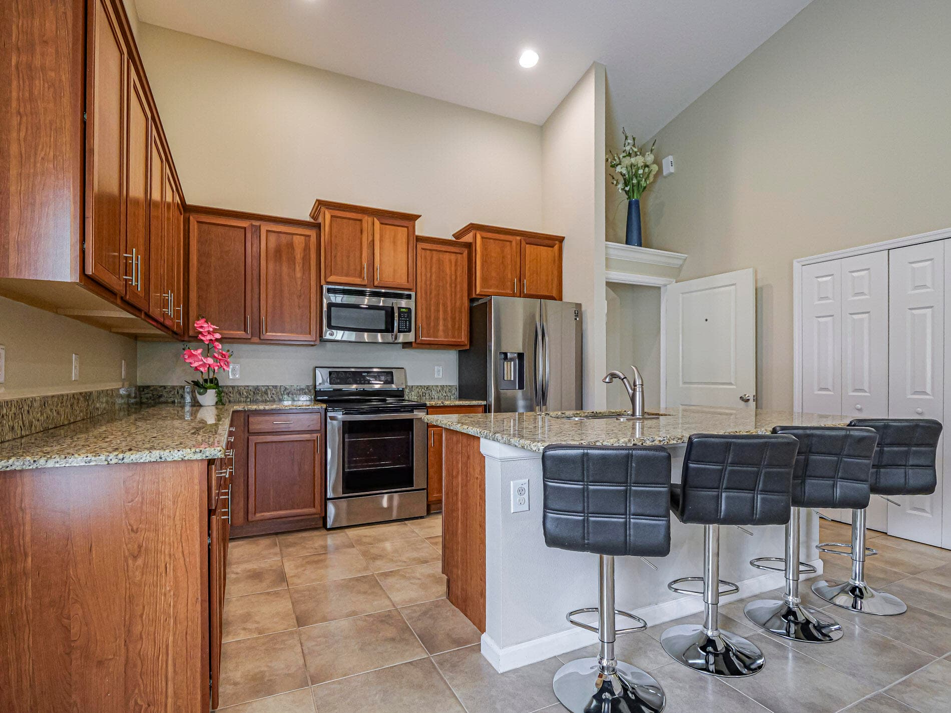 1750 SW Berkshire Cir Circle SW, Vero Beach, FL 32968 — photo 13 of 61