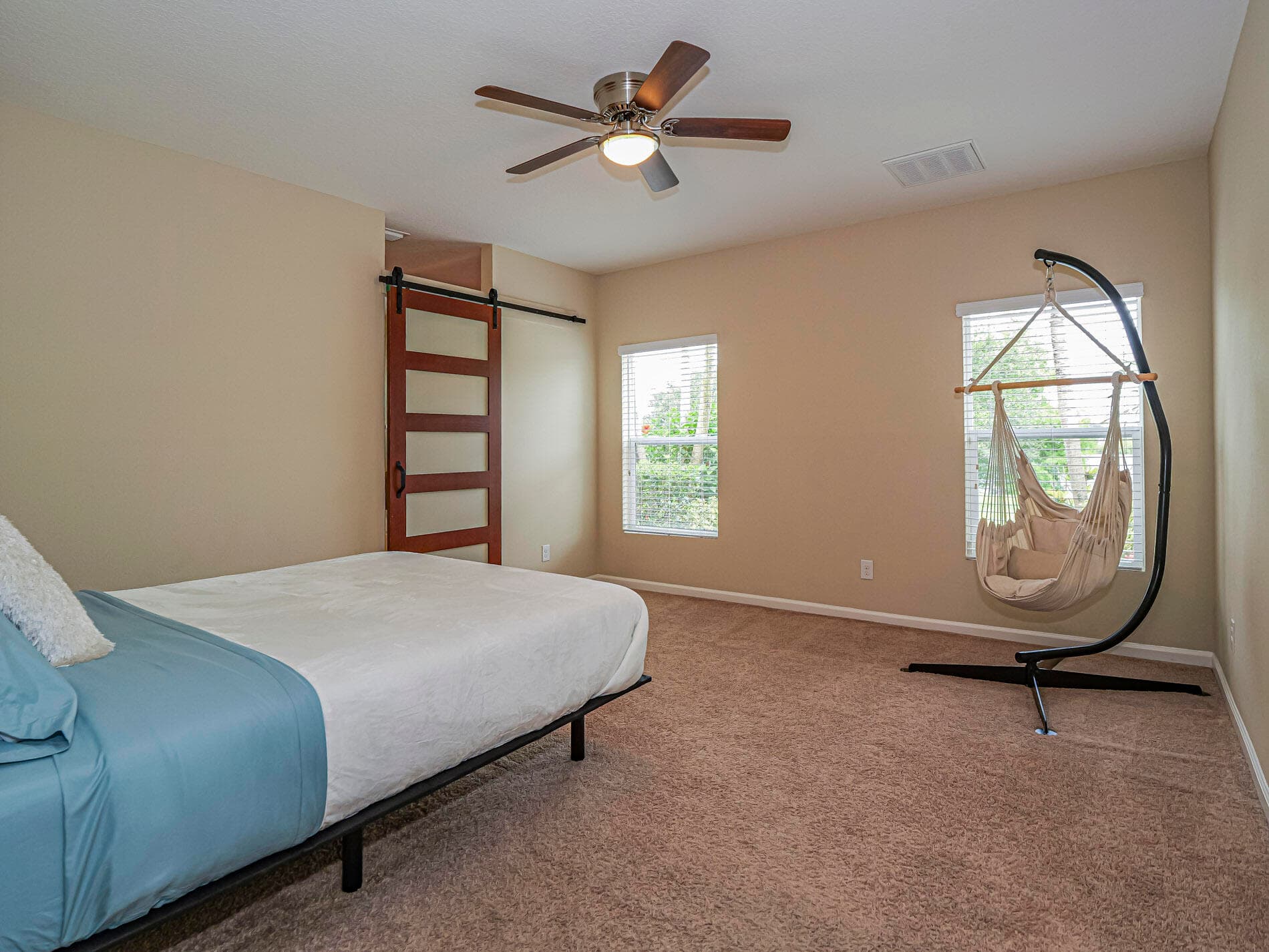 1750 SW Berkshire Cir Circle SW, Vero Beach, FL 32968 — photo 15 of 61