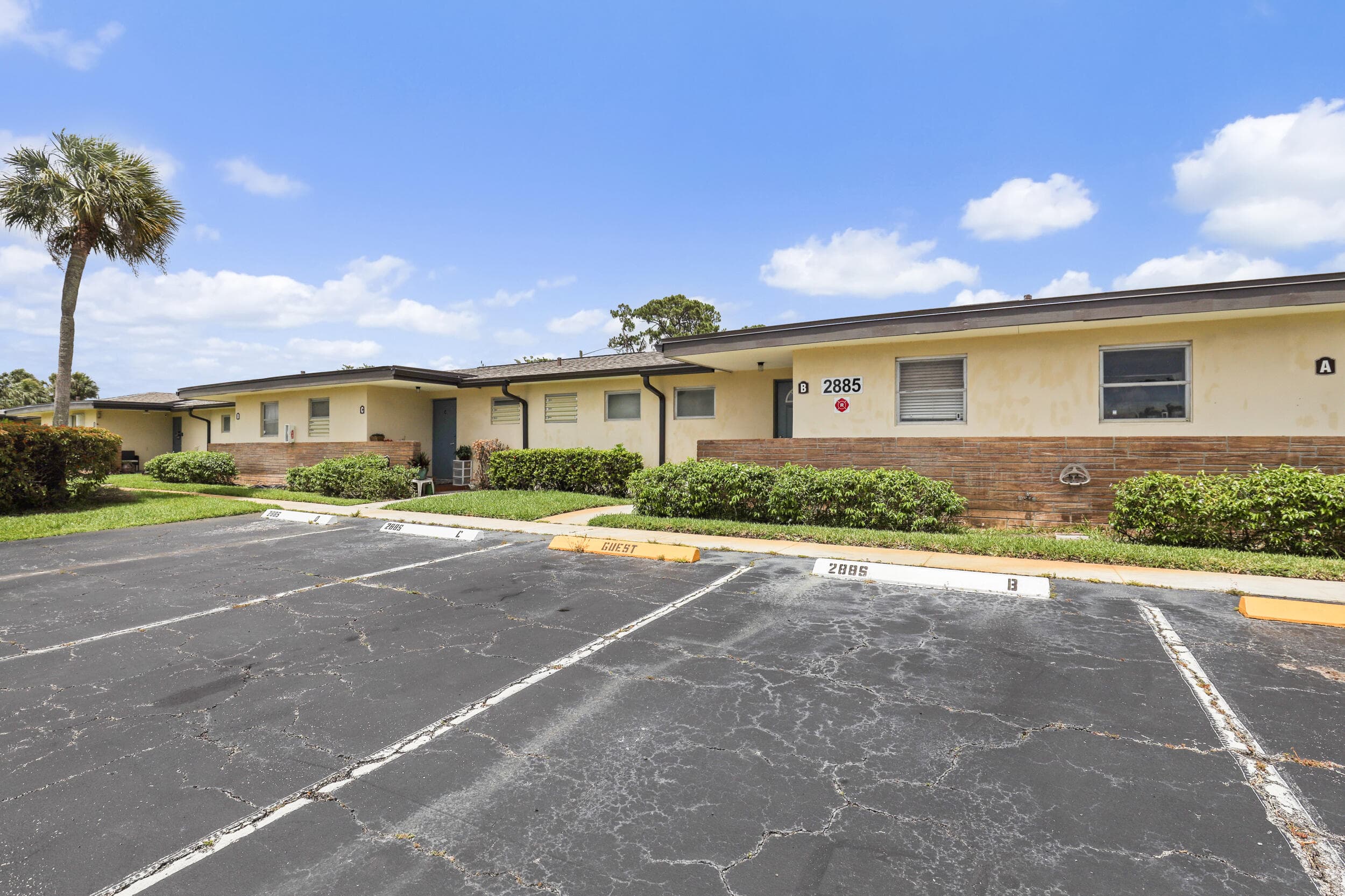 2885 W Ashley Dr Drive W B, West Palm Beach, FL 33415 — photo 18 of 34