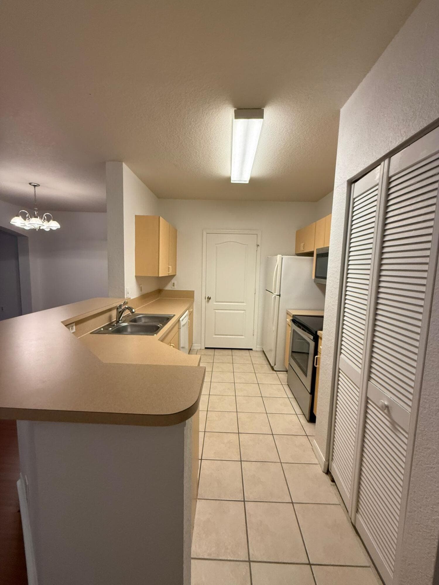 106 SW Peacock Boulevard 4-205, Port St. Lucie, FL 34986 — photo 4 of 37