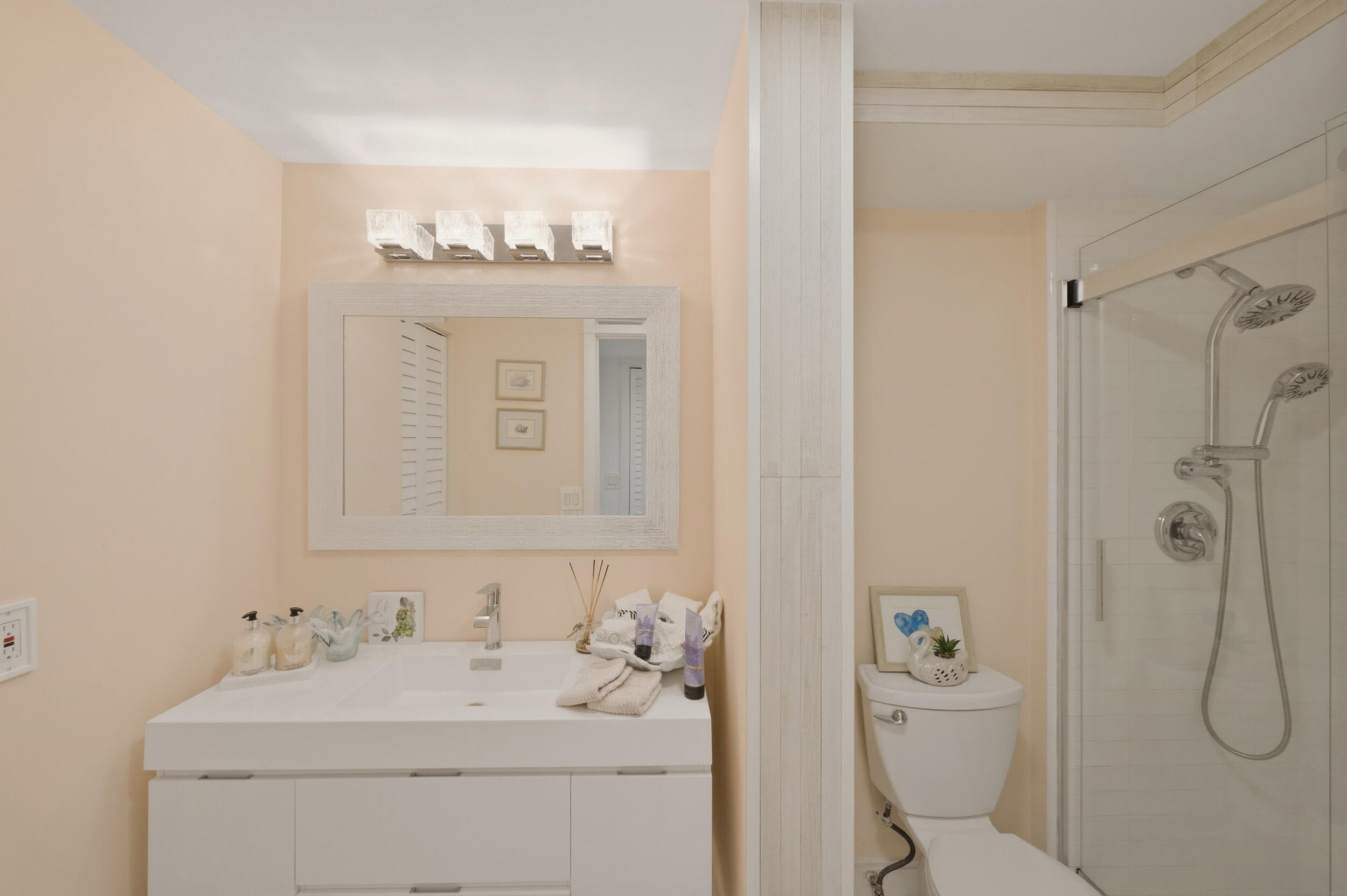 53 Piedmont B, Delray Beach, FL 33484 — photo 19 of 78