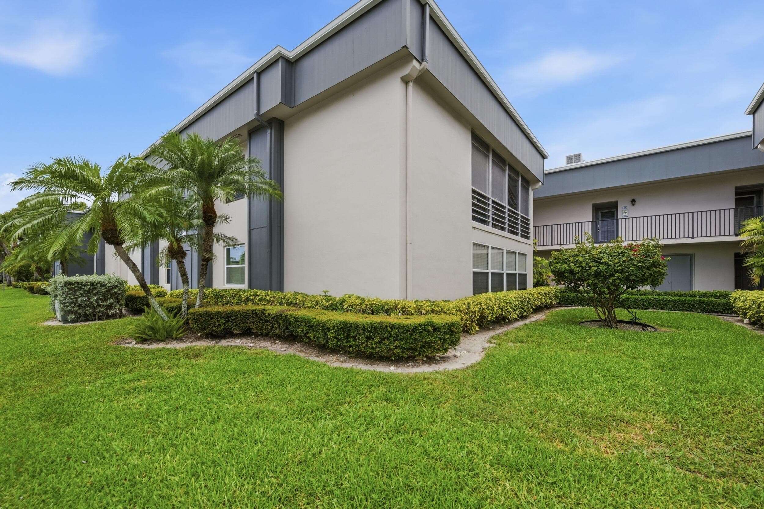 53 Piedmont B, Delray Beach, FL 33484 — photo 36 of 78
