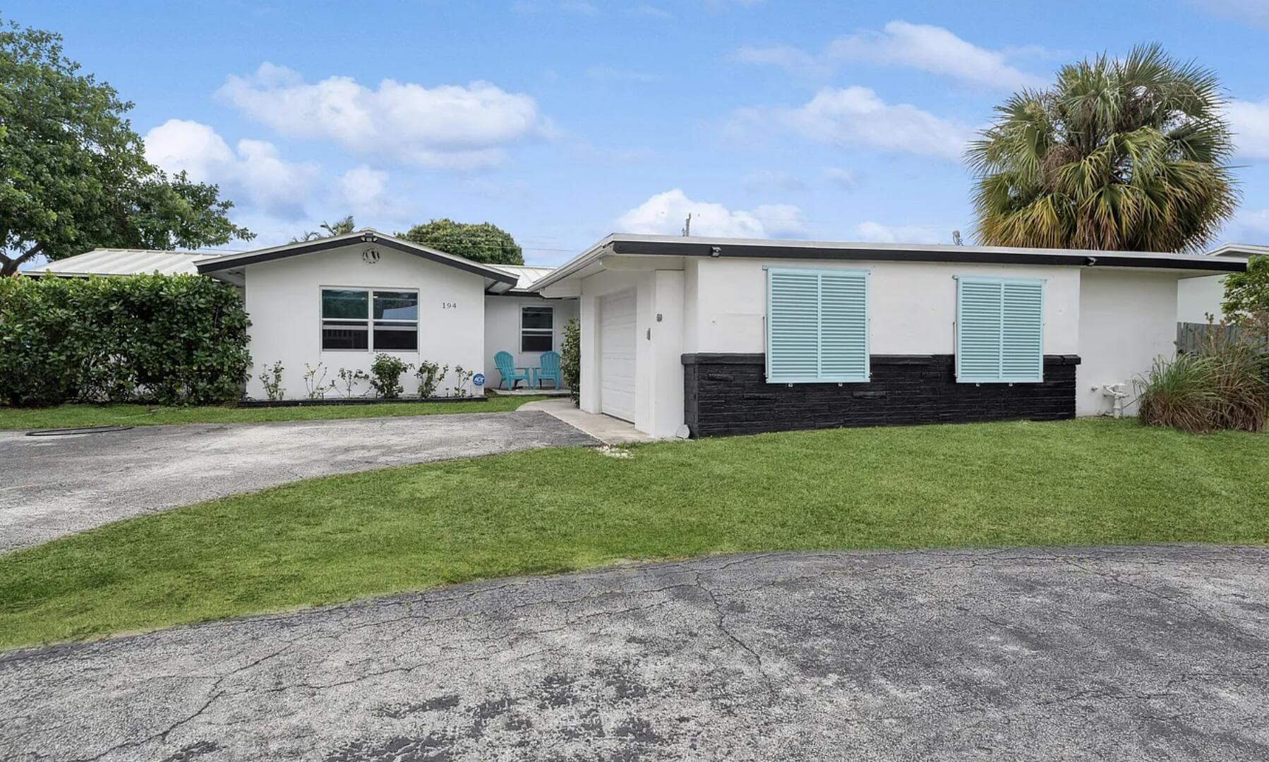 194 SE 27th Avenue, Boynton Beach, FL 33435 — photo 1 of 1