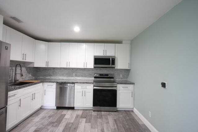 1141 Goldenrod Road, Wellington, FL 33414 — photo 14 of 36